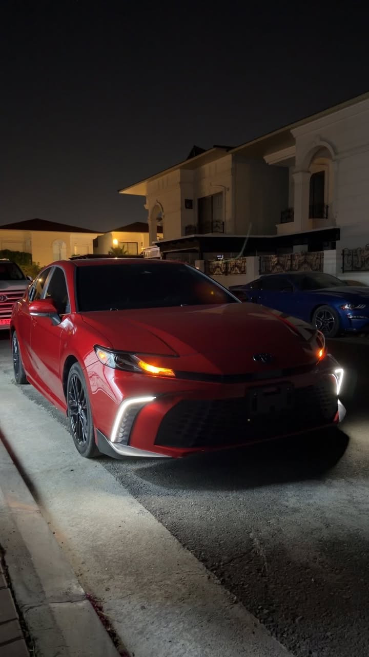 تويوتا كامري (SE PLUS) موديل 2025
حجم المحرك : 2.5L V4  
الضرر باب السايق تبديل. و صورة الضرر بالمنشور. ايرباك المقعد و البرده فقط طاكه و مرجعه سستم
الممشى 18 الف. 

 مواصفات/

شاشة كبير لمس.  تجي فقط في فئة SE PLUS
فتحة سقف
شحن وايـــر ليـــس
كاميرا خلفيه 
حساسات اماميه و خلفيه
رادار امامي و تنبيه للخروج عن المسار
رادار جانبي
نقطه عمياء
تحكم مري
ابواب  بصمة
بصمة تشغيل 
نظام (𝐄𝐂𝐎)
نظام (𝐒𝐏𝐎𝐑𝐓)
مانع انزلاق+𝐀𝐁𝐒
تحكيمات استيرن
شفتات استيرن
كشنات جلد 
كشنات كهربائي
تبريد امامي و خلفي 
لايتات (𝐋𝐄𝐃) ليـــد
بكلايتات (𝐋𝐄𝐃) ليـــد
ويل اسود

السعر : 242 وبيها مجال للشراي

رقم الشاصي : 4T1DAACK1SU013946
‏ 
 ☎️ ***********

عنوان: اربيل
