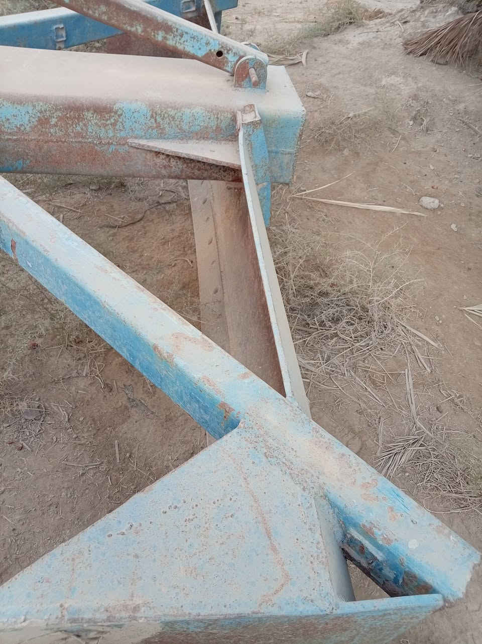 حديد ثقيل • ١٢ ملم • النجف مشخاب