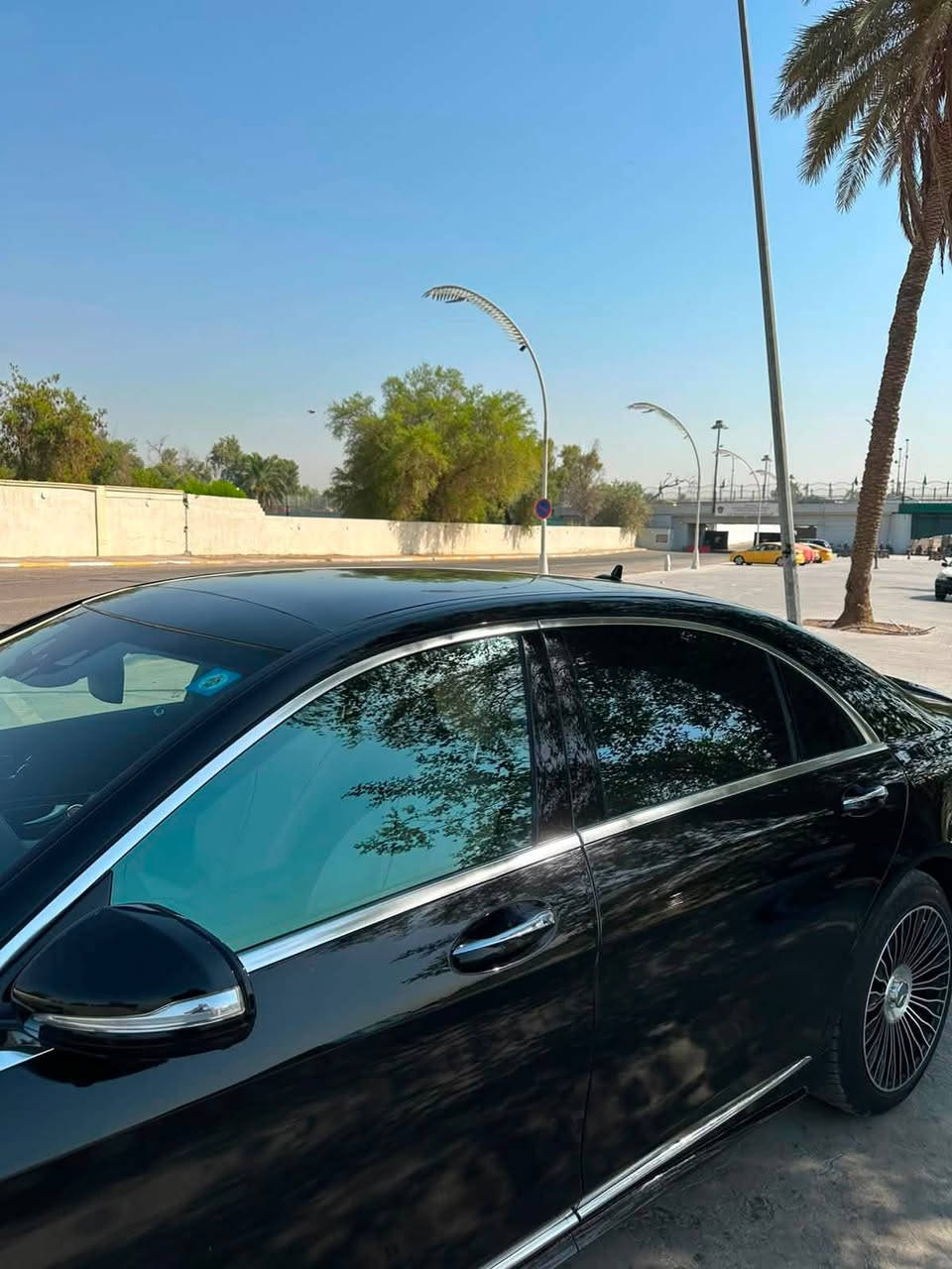 👑 Mercedes-Benz S550 | 2014
هيبة الـ S-Class… بقوة الـ V8 Twin Turbo 🔥

للبيع S550 موديل 2014، سيارة بمواصفات فخمة جداً، مجهزة بـ Kit 63 AMG أصلي ومحدثة بالكامل إلى موديل 2020.

🚘 المواصفات:
▫️ محرك V8 8 سلندر Twin Turbo
▫️ Kit 63 AMG أصلي
▫️ تحويل وتحديث 2020
▫️ 4 فصوص
▫️ بانوراما
▫️ كشنات جلد فاخرة
▫️ تدفئة وتبريد 4 كشنات
▫️ رادارات أمامية وخلفية
▫️ 4 كاميرات
▫️ مواصفات فخمة ومتكاملة

🔎 ملاحظة:
السيارة بيها بابين خلفيات مصبوغة، والباقي حسب الفحص.

💰 السعر: 37,000 $
🔥 وبيها مجال للجادين فقط

📞 للتواصل:
***********
***********

✨ S550… فخامة، قوة وهيبة سيارة تبقى مميزة بكل تفاصيلها.
