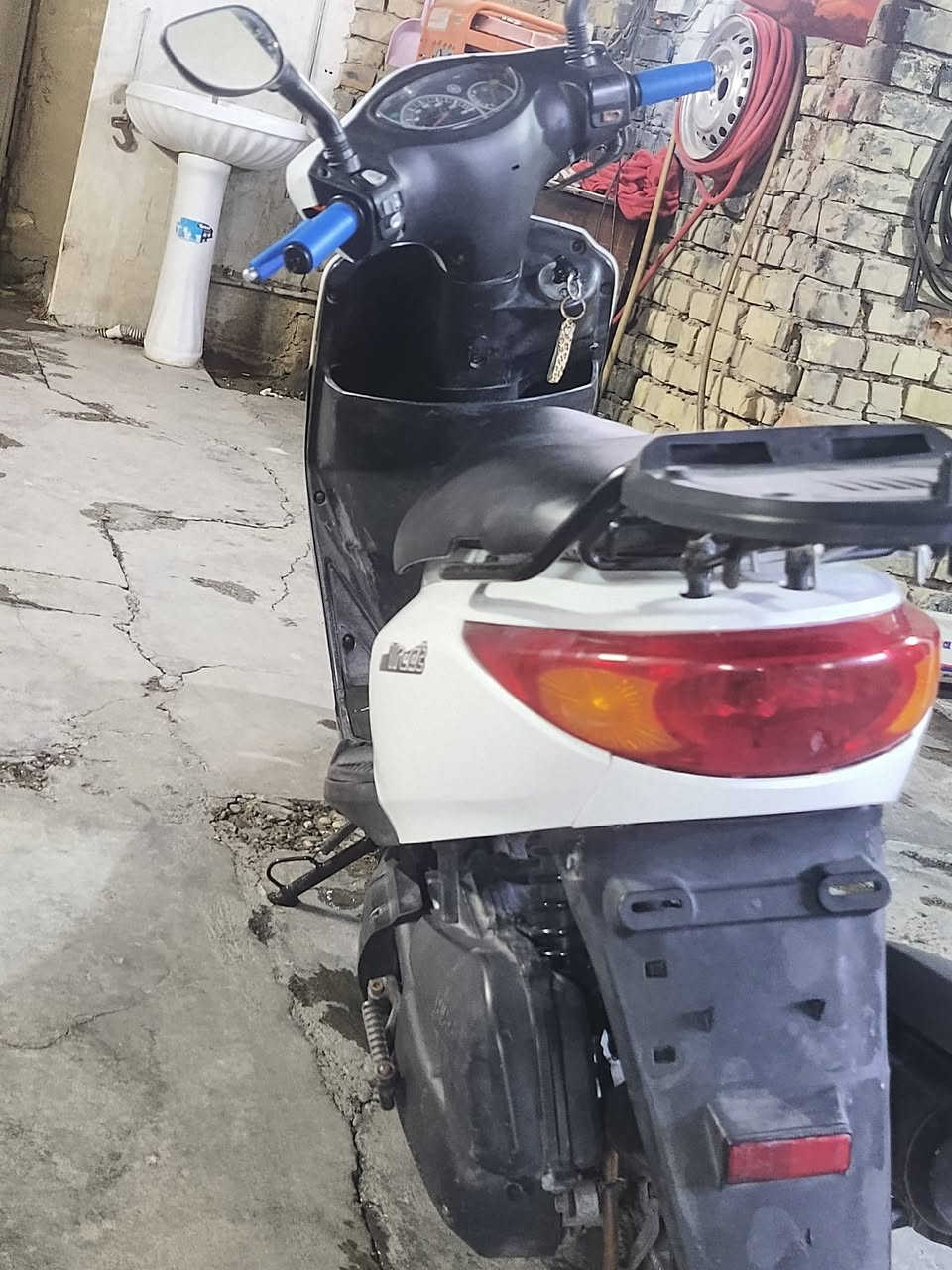 سلام عليكم داجه اكزز نوزل للبيع 
الدراجه  نكره سلف وشلعتها مخيفه الدراجه خير من الله شلعه ومعدل كهربائية كلها شغاله الدراجه اي نقص ما بيها السعر 600 وبيها مجال للطيبين 
للتواصل *********** واتساب فقط
