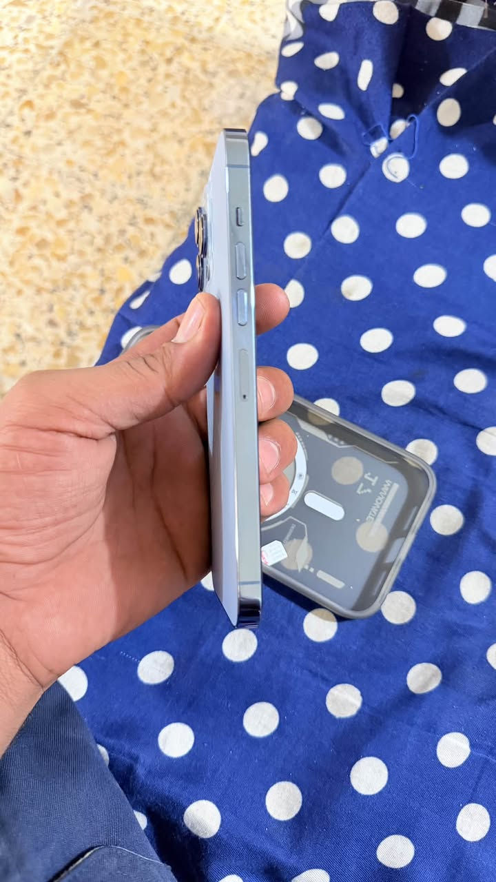 ايفون 13برو ماكس شرق اوسط ماستر
ذاكره 256 بطاريه 79بلادي  
فقط الضهر مكسور ول باقي مكفول على الفحص 
يرهم مراوس 
مكاني نجف السعر 650
***********
