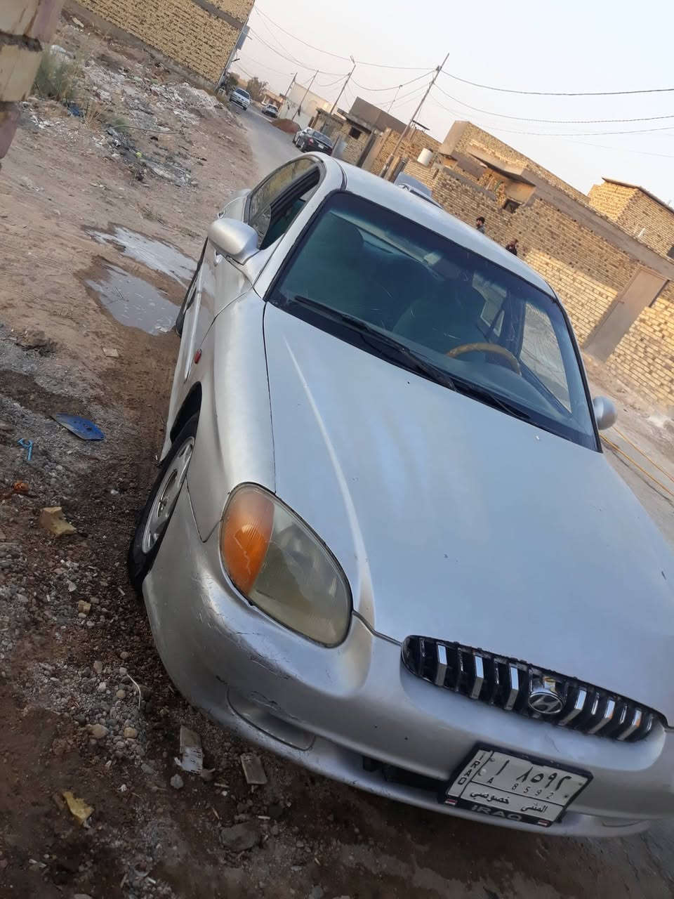 السلام عليكم للبيع سوناته موديل 2000سياره جديده مكينه كير حداديه تخم تاير ويل كب مسجل سستم شاشه رقم مثنى الماني تحويل مباشر مكاني ديوانيه السعر ٢٧ وبيهه مجال رقم تلفون ***********
