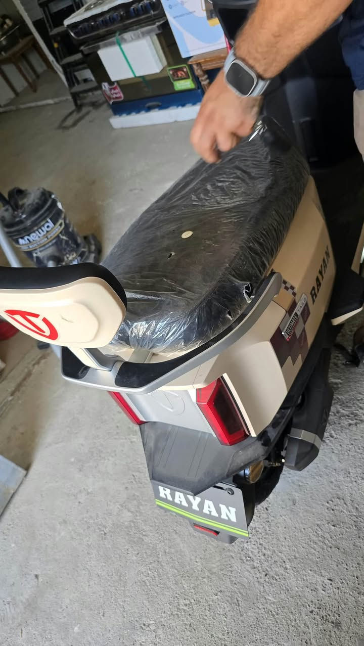 دراجه ريان ممفتوحه من جيس ابد بعدها عل حطتها مال شركه مكاتبه موجوده دراجه سعرها 950بيها مجال حك جيه مكاني بغداد ***********
