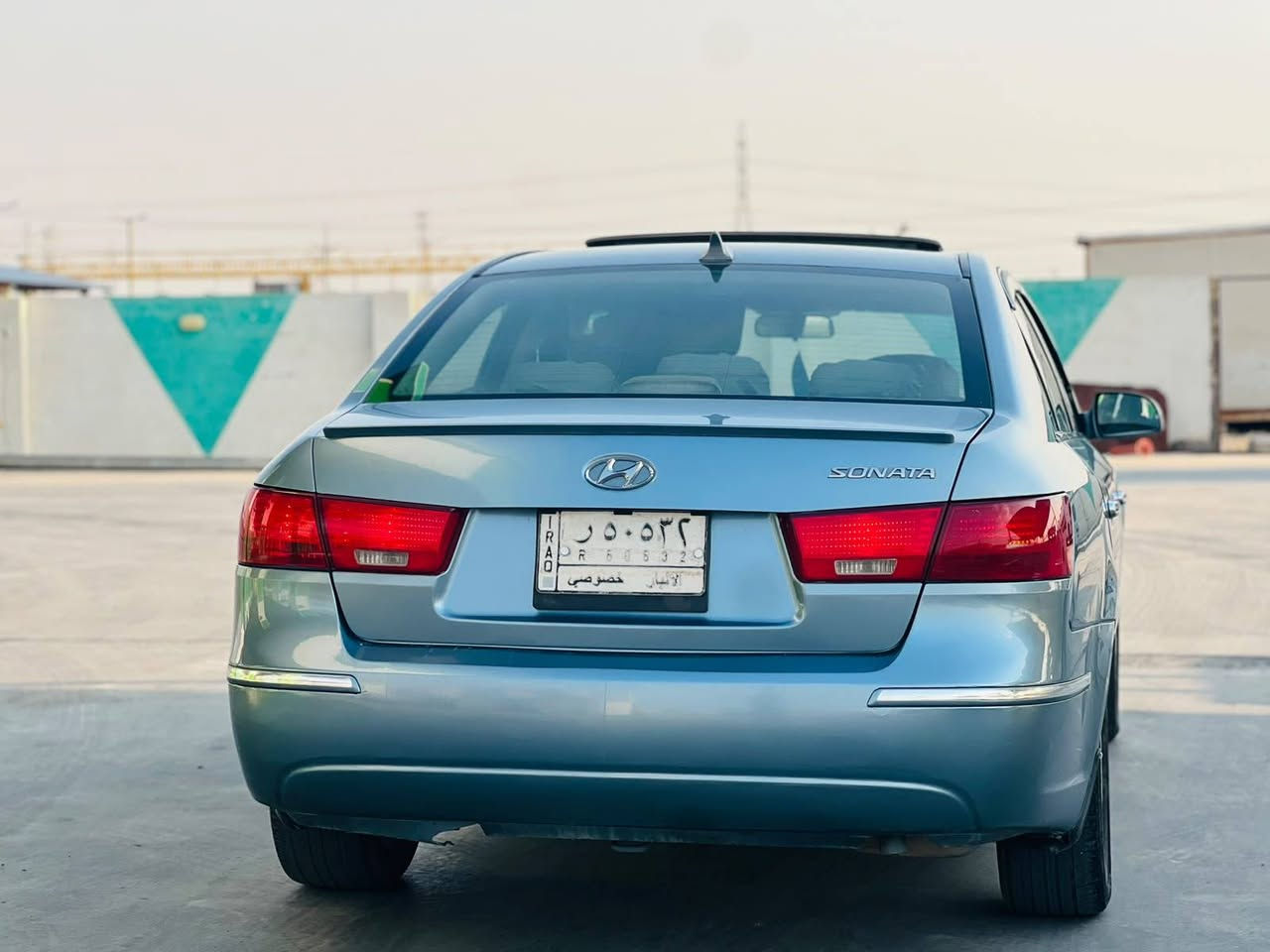 السلام عليكم.  للبيع سوناتا 2009. خليجيه فول مواصفات.   رقم انبار شرط التحويل                         محرك 2400 دوش.  كير محرك مقفولات ما مفتوحات.   سياره مصبوغ حزام جماليه 👉. بدون ضربه.  تبريد ثلج 🥶 سياره جاهزه من كل شيء 👉 السعر 100 وبيها مجال للطيبين.  مكان الانبار الفلوجه رقم الهاتف***********

