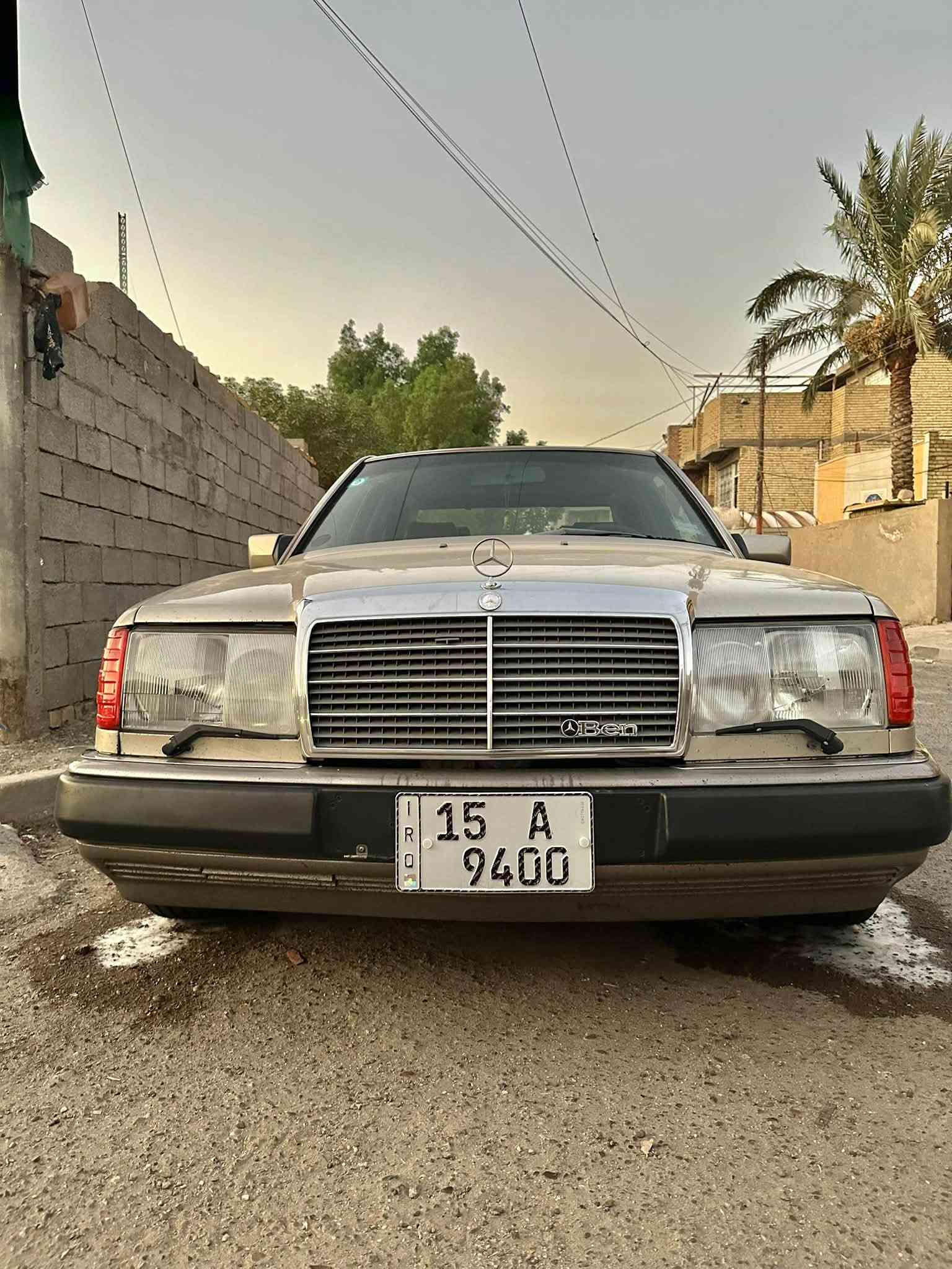 سلام عليكم مرسيدس 300E
موديل 1990رقم انبار مميز بسمي 
سياره محرك بلادي عنكبوت تبريد ثلج 
سياره بلاديه فقط كلير بدون معجون 
تخم تاير صدر حداديه دبلات قواعد كفاله بلاديه سياره تجي فتحه كشنات جلد دشبوله بعده جديد بطاينه بعده جدد خير من الله سياره السعر 75ورقه
مكاني بغداد فلكة حي نصر
شراي اتصل 
***********

