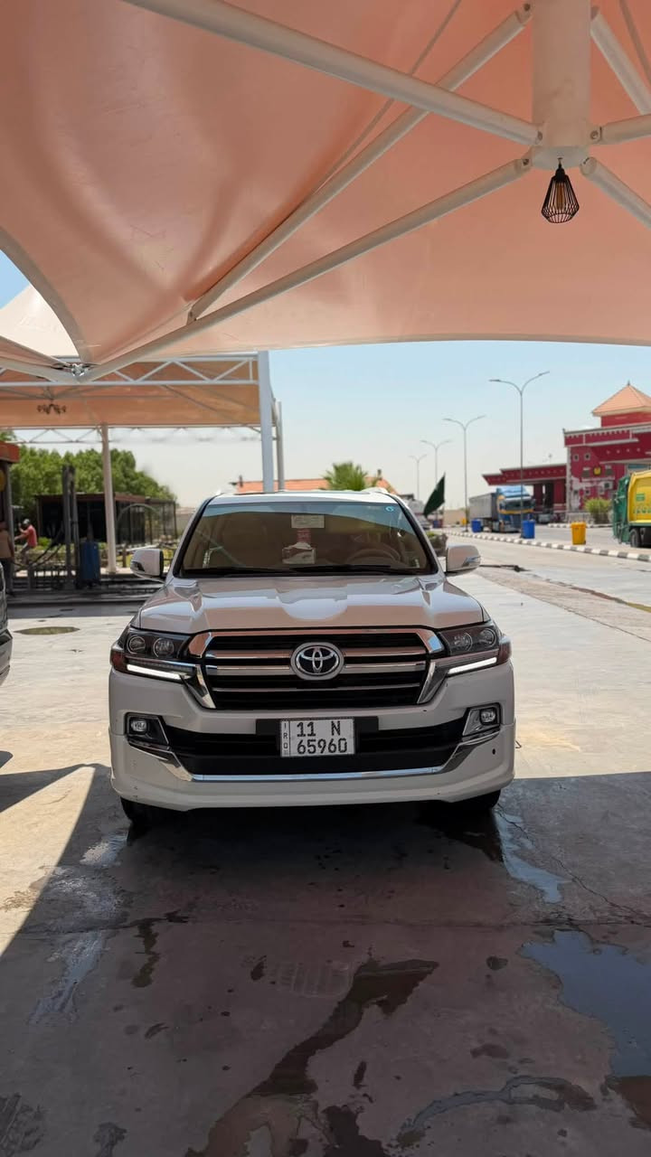 🚘 للبيع — تويوتا لاندكروزر V6

موديل 2020
محرك V6
اللون: أبيض

▫️ داخلية جلد
▫️ مقاعد كهربائية
▫️ فتحة سقف
▫️ شاشة
▫️ كاميرا خلفية
▫️ حساسات
▫️ مثبت سرعة
▫️ تحكم بالمقود
▫️ جنوط
▫️ عتبات جانبية
▫️ 7 ركاب
▫️ مواصفات VIP

📏 الممشى: 84ألف
💰 السعر: مناسب 
📍 الموقع: سماوة
📞 للتواصل: ***********

السيارة جاهزة للفحص والمعاينة.
