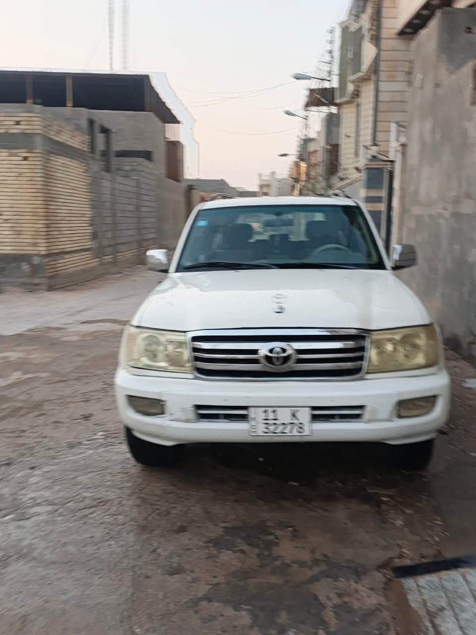 لاندكروز • ٢٠٠٠ • ٨ سلندر