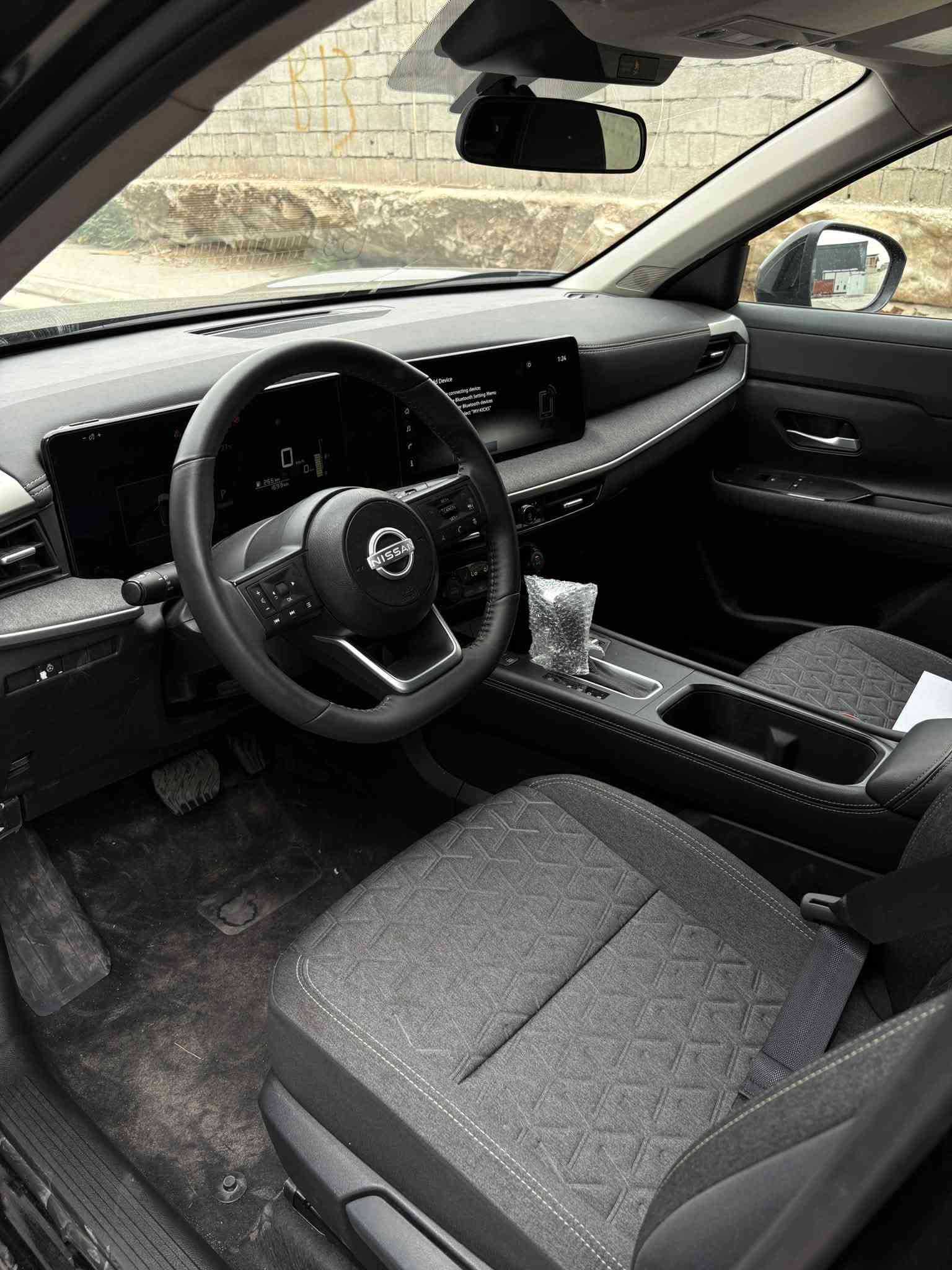 كيكس SV AWD • ٢٠٢٥ • ١٦٠٠ كم