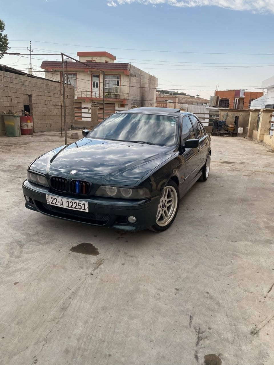 BMWسە قە ڕ مۆدیل 2000نرخی 98مجال  500دۆلار غرامەی تێدایەعیزام سبوغ    *********** شقلاوة, أربيل
