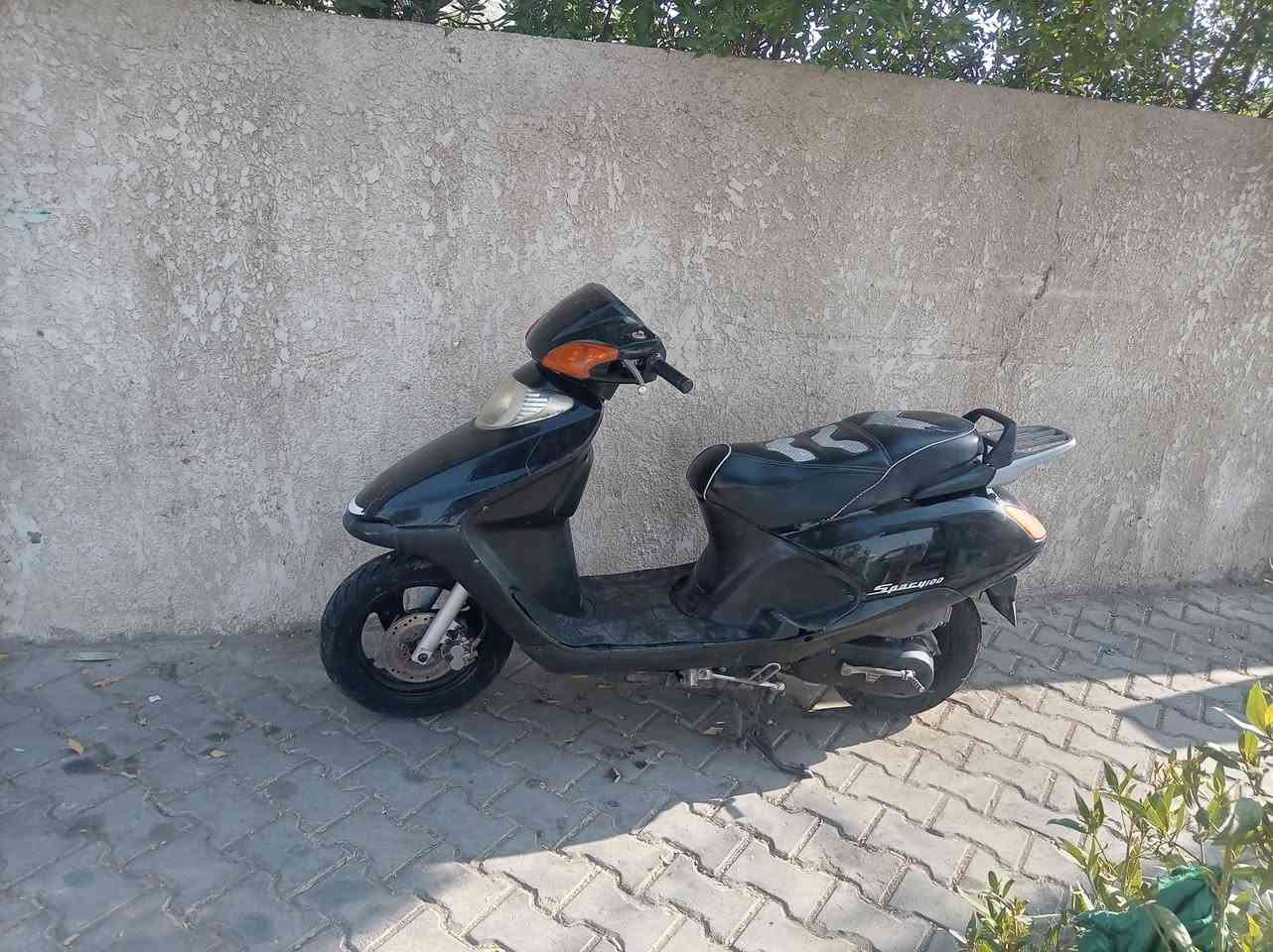 السلام عليكم دراجه للبيع سبيسي سعر 700 بيا مجال شراي يتصل***********
