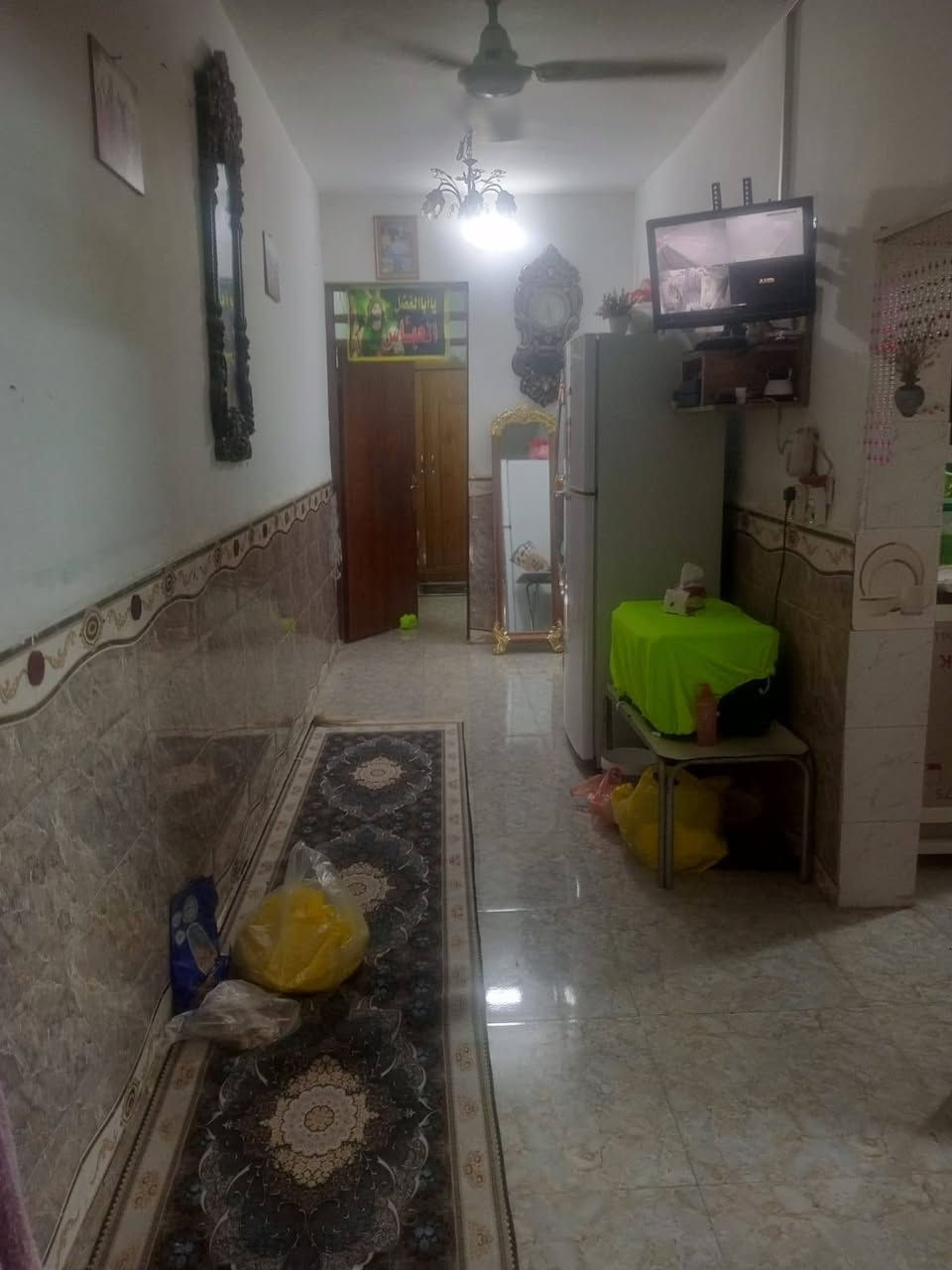 بيت 100 متر طابو صرف طابقين مكانة كربلاء حي الطاقة قطاع ١٧ بشارع العريض شبه تجاري بيت نضيف سيراميك وبورسلين كلة كامل خدمات كاملة للبيع أو مراوس رقم الهاتف *********** للاستفسار
