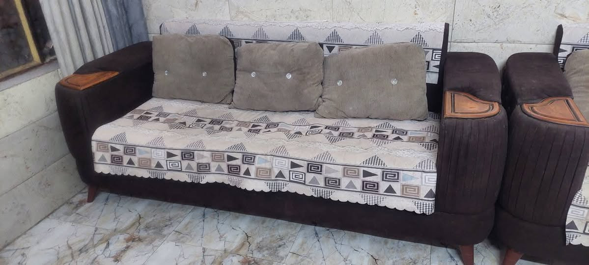 تخم عشر مقاعد مع طبلات الاستفسار ***********
