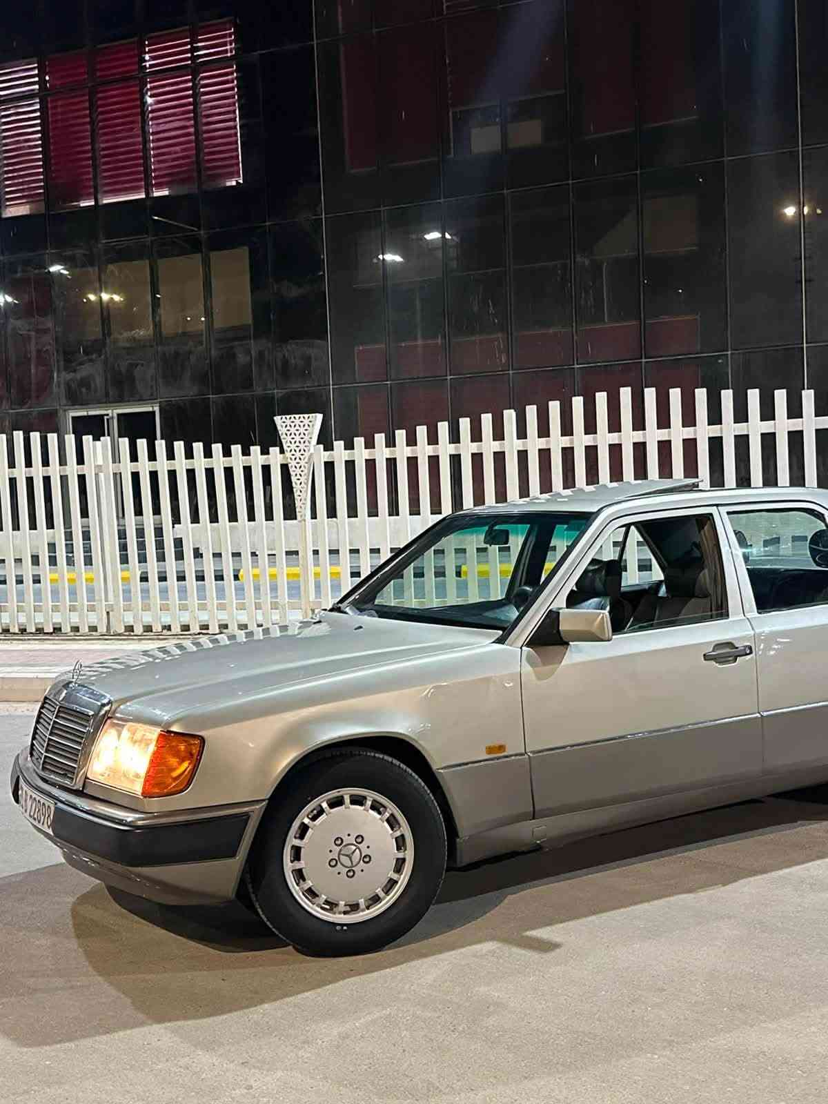 مارسدس دب
1988

سنويه وهزه جديده 

بغداد دولي

محوره 2500

جام كهرباء 

حداديه

طخم تاير

قواعد بلاد

برانكيت بلاد

اريل شغال

كهربائيات كلهه جاهزه

سياره نصبتهه كلش حلوه

مصبوغه عام

السعر 67 وبيهه مجال 

سياره جديده

ناصريه مركز***********
