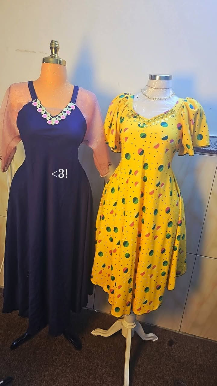 خياطه نسائيه  كل هاذ الجمال بس ب6  الشعب شارع الصحة

نص مكتوب في الصور:
- <3!
- خياطة ام عل... 71.8K Popular LIVE رحلة الذئاب *********** ام يوسف joined
- خياطة ام عل... 72.1K 323 رحلة الذئاب *********** انضمام ام يوسف joined 606 اكتب...