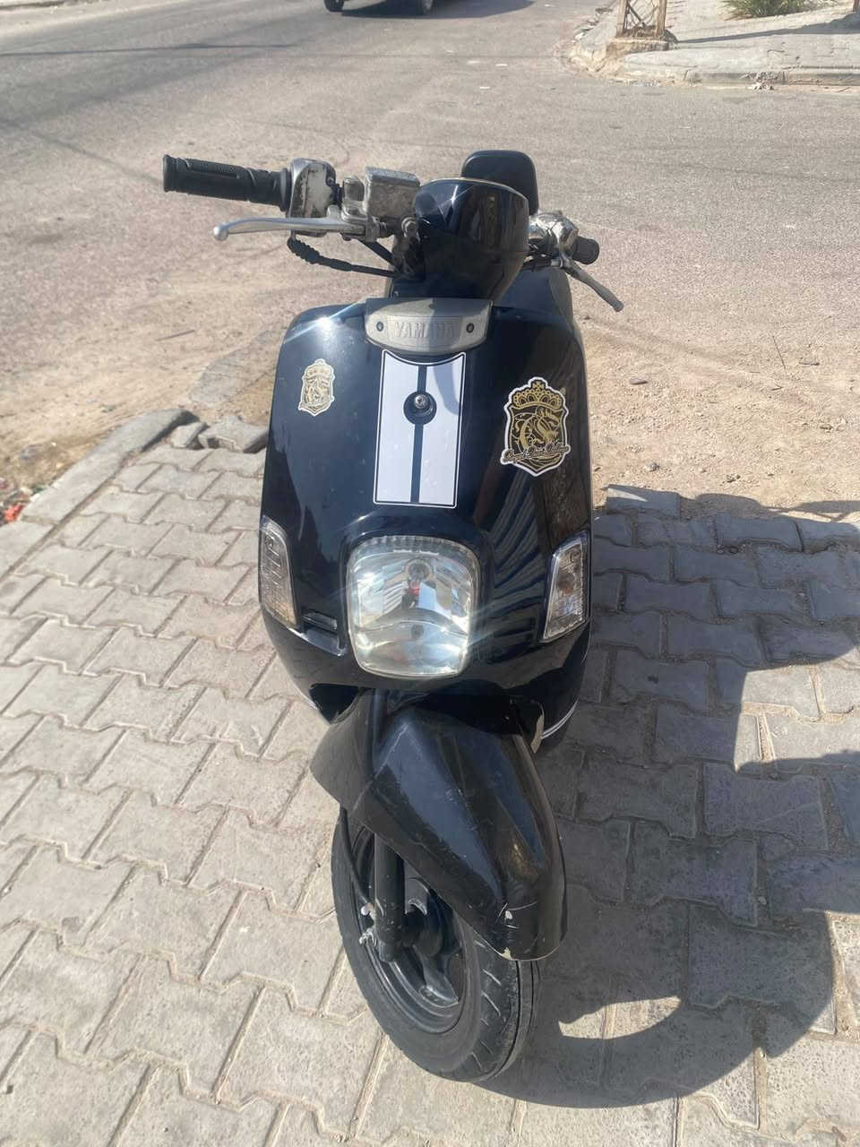 ماكس بولسي حاويه محرك ما مفتوحة كهربايات كله شغاله شلعه معدل فول السعر850اوبيه مجال ***********
