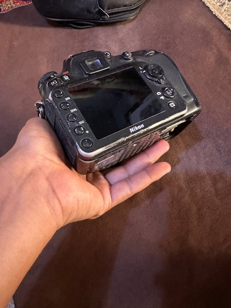 نيكون 710‪0
عدسة الأصلية 18-140
بطارية بلادي
جنطه صغيره
شاحنه
كاميرا مرتبه وصورتها حلوه
مكاني الناصرية ومتوفر توصيل
السعر ٣٧٥
رقمي وبيه واتساب ***********‪
