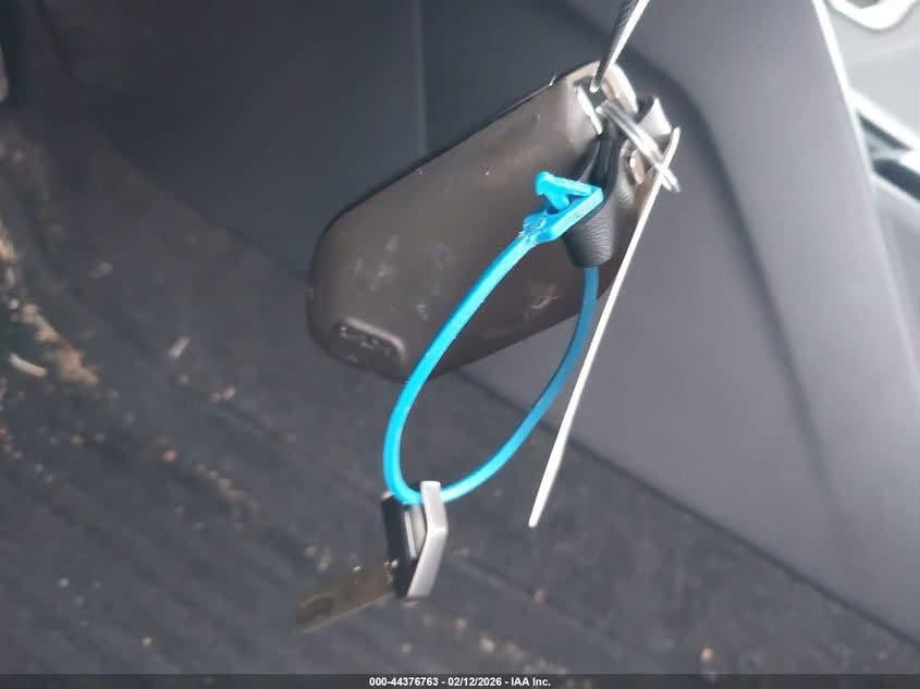 سلام كليكم k425 السياره مكفوله تبديل دعاميات فقط بدوين ايرباك  *********** السعر175 رقم اربيل السياره جاهزه ثاني يوم احولك ماشيه ١٣الف mi
