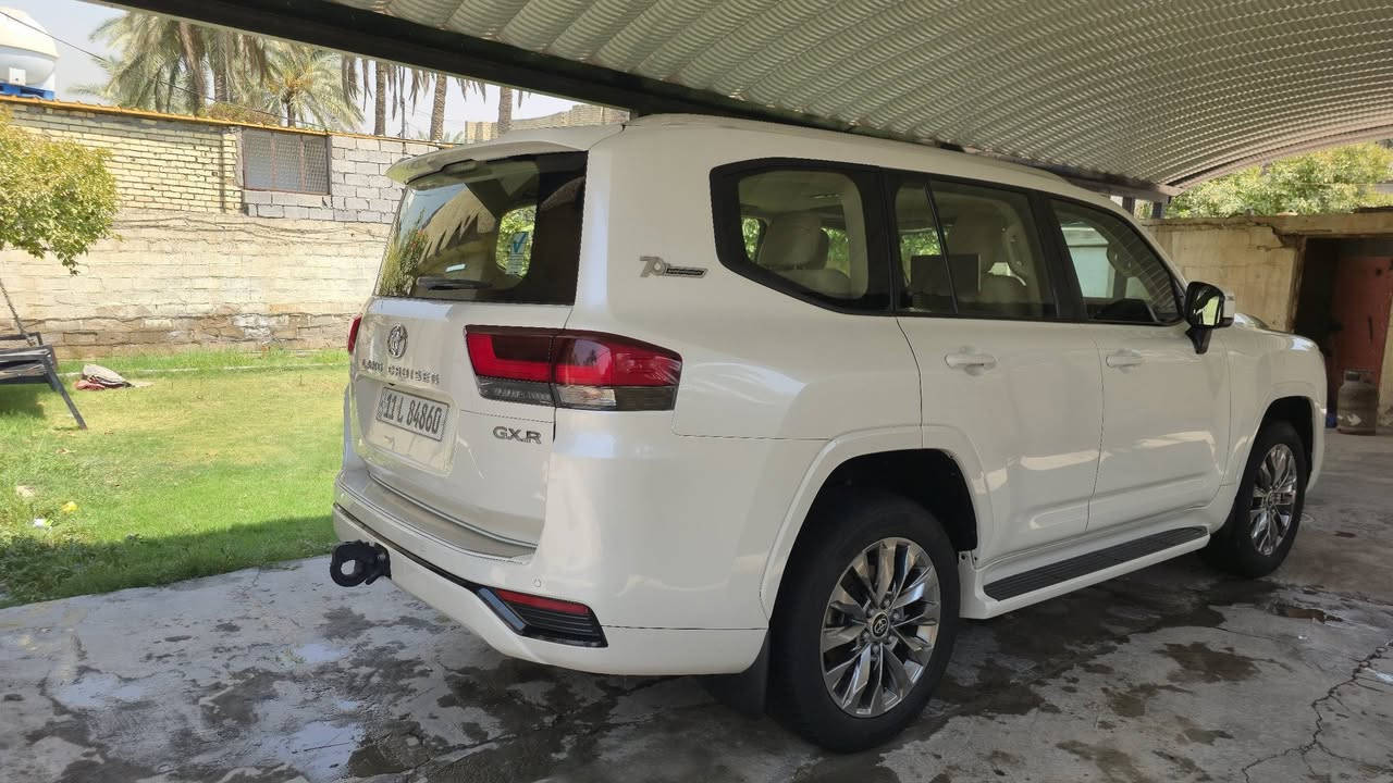 السلام عليكم ورحمة الله
لاندكروز موديل 2022  وكالة ساز SAS محرك 6 سلندر تنفس طبيعي فول مواصفات ( GXR) ماشية 48 الف كيلو رقم بغداد الجديد بأسمي تحويل مباشر مكفولة كفالة عامة ....
مكاني بغداد الدورة...
السعر 620 ورقة وبيها مجال للشراي 
***********
***********
