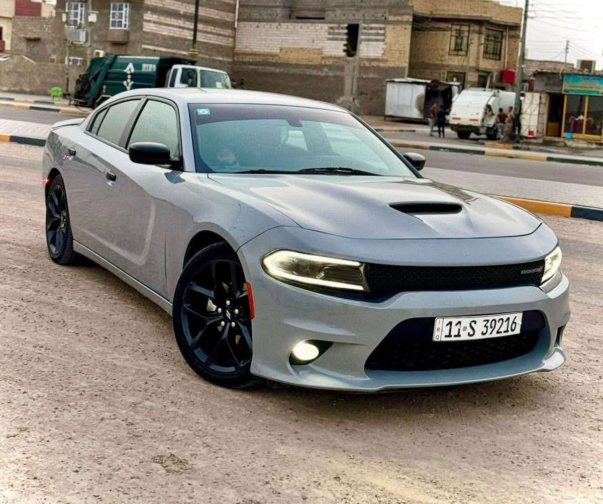 بيع مستعجل
اخوان مكلف بلنشر

دوج جارجر SXT أمريكي 
لون السموك المميز
رقم بغداد باسمي تحويل مباشر 
الموديل : 2022 اصل
عداد المسافه :100,000 KM حقيقي
حجم المحرك : 6 سلندر 3600 
تو ويل 
الضرر : صبغ جاملغين وبنيد 
وتصليح روس الشواصي 
 استخدام شخصي جدا نضيفه 
سيارة مامشتغلة خط وسيارة جديدة
والسونار موجود بلمنشور شوفة واتصل
المواصفات .. 
بصمة تشغيل وابواب تشغيل عن بعد
لايت زينون - حاجب زينون
كرسي سائق كهرباء - كير طياره 
السعر 190$   
للاستفسار الاتصال  
المكان : البصرة الهوير

 الرجاء الاتصال على الرقم
***********
***********
