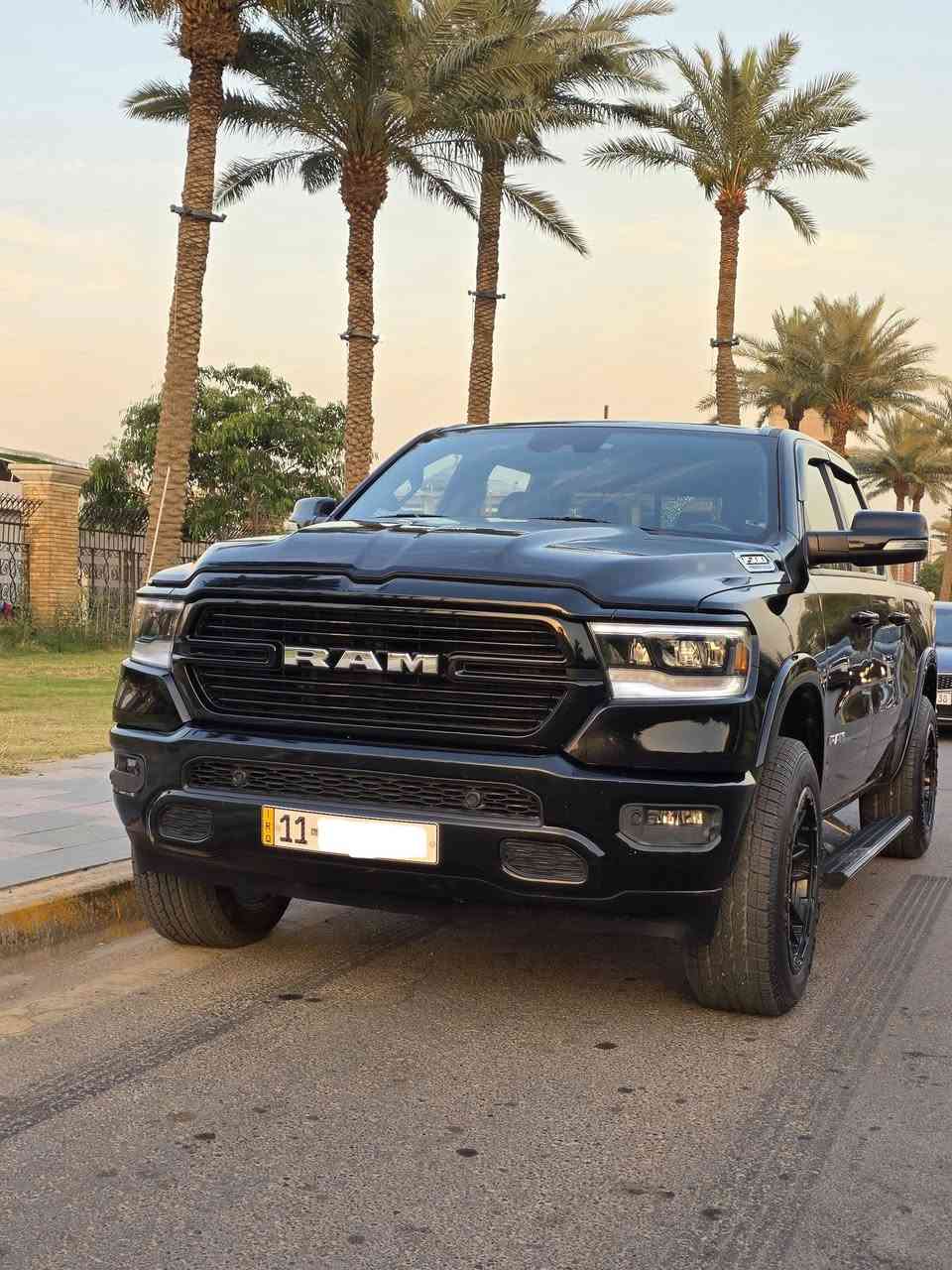 رام 2022 لارامي  باب طويل وبدي قصير ( المرغوب )

1500 Night Edition

رقم بغداد 

ماشيه 65 الف كيلومتر

حادث بسيط بدون ايرباك بجم كبس بدون شاصي 
راسلني واتساب ادزلك الحادث
بيها جاملغ وبابين عكس السايق صبغ والجاملغ الخلفي الايسر صبغ 

التراك مرفع 2 انج شغل امريكا مع ويل ماركة ( fuel ) الامريكي المخصص للطرق الوعرة ( حجم 20 ) 

محرك هيمي 8 سلندر / ايتورك  

بطارية المحرك نوع AGM (Absorbent Glass Mat) 

محرك كير صدر دبلات اكسل بدون اي تقص 

مواصفات >>

تشغيل عن بعد 

اطفاء محرك وتشغيل ذاتي عند التوقف

نظام ايتورك اقتصادي

فور ويل 

كشنات تبريد وتدفئه + كهرباء + ميموري

جامه خلفيه كهرباء 

ستيرن تدفئة 

كشنات كنتاره + جلد

سستم صوت ممتاز

حساسات امامي خلفي مع توقف ذاتي

نظام تحكم بالعربه السحب

رادار امامي تحذير ومانع اسطدام في السرعات العاليه

كامره خلفيه

مراية جانبي شفط مع انارة ترحيب مع تضليل ذاتي

تحكم وضع دوسة البانزين والبريك كهرباء 

لايت + بكلايت ليد

دوسات كهرباء 

وباقي المواصفات المعروفه 

مكان السياره بغداد القادسيه او اليرموك 

*********** وتساب 

سعر 290 ورقه وبيها مجال للشراي
