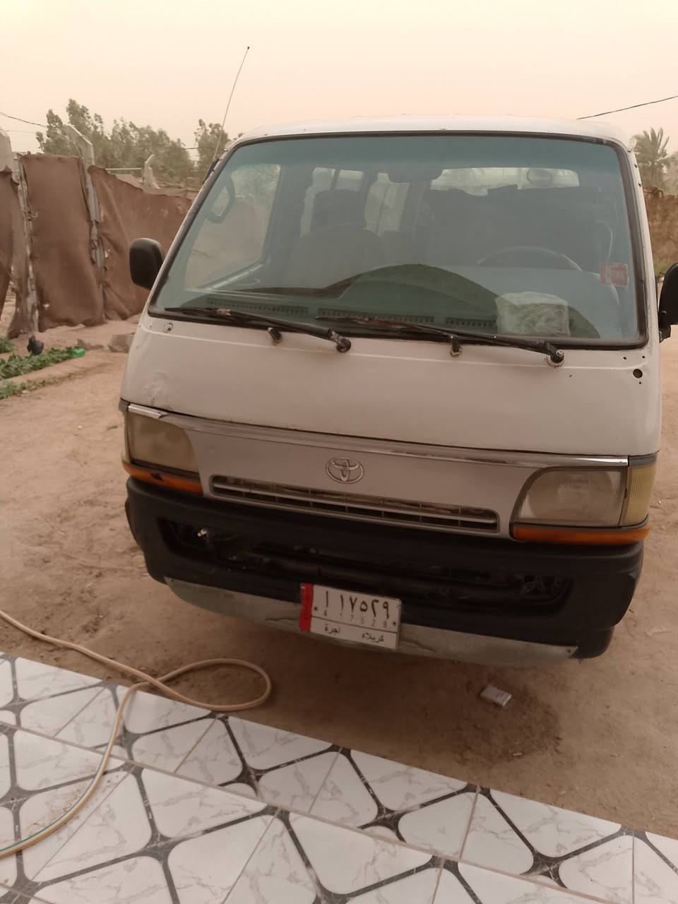 كيا هايسة مديل 93 مكينة وكير وحدادية واكسن وتيرات وباتري وغرفة كلة جديد وكشر بلادي  مكان سيارة نجف كوفة مراوس كوستر أو بيع سعر 35  /***********
