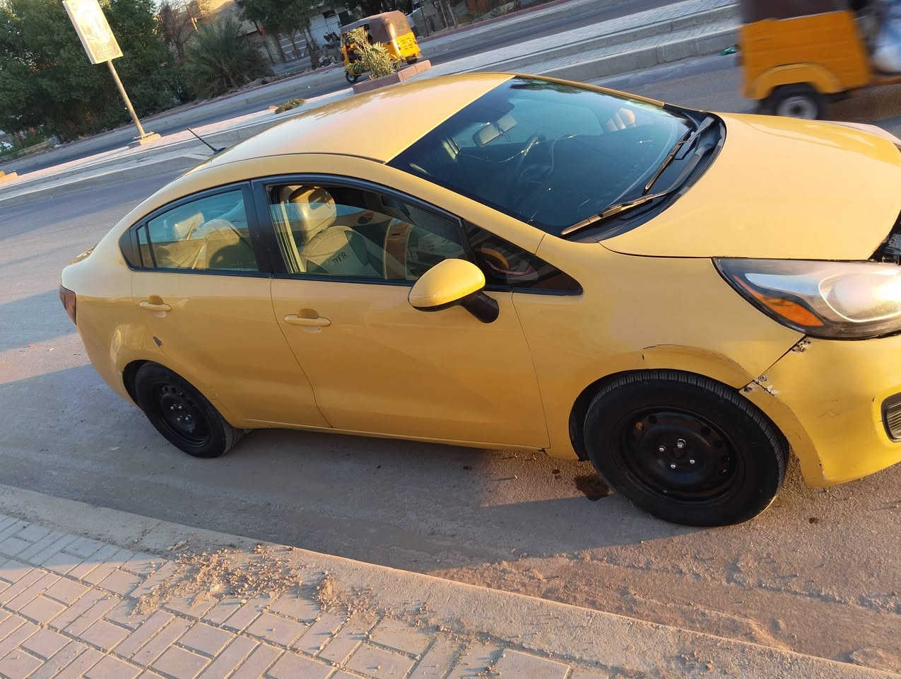 سلام عليكم كية ريو مديل 15امريكية سيارة مكينة تبريد كير جدد صدر امامي خلفي جديد نطخت بس دعمية فقط سيارة مابيهة دواخل نفس لضرر مال مريكة بس دعمية مكاني بغداد مدينة صدر سعر 68 لستفسار ***********
