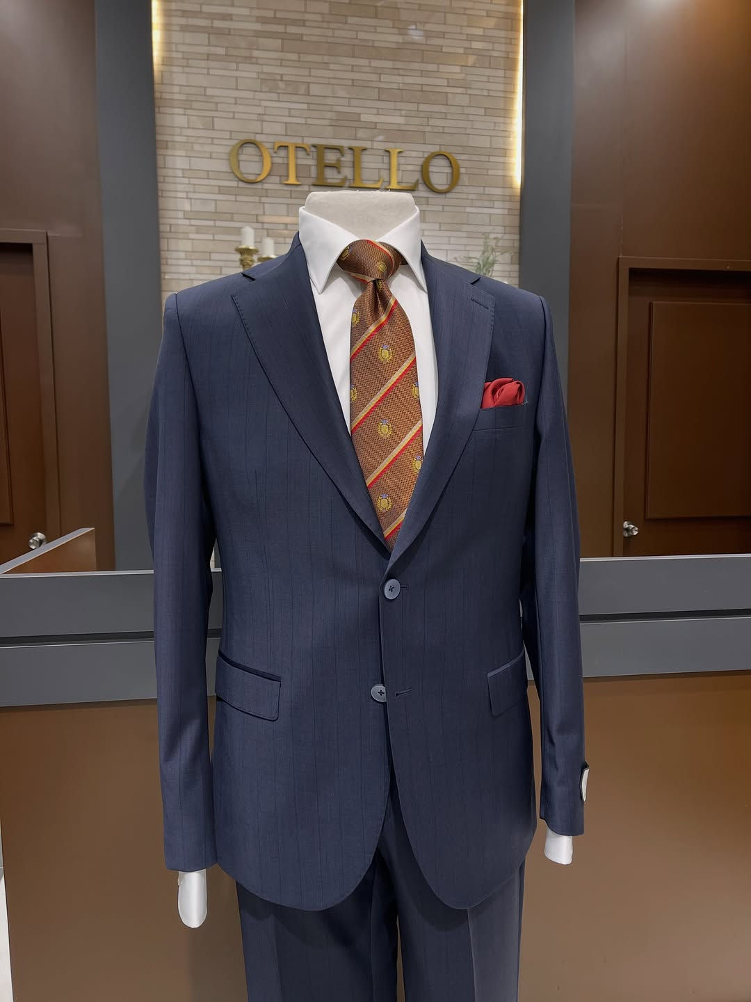 Be elegant with Otello🇮🇹

العنوان : الجادرية / شارع فندق بابل 
مقابل مطعم أسرار آدم واسواق وفر 

واتس اب : ***********
