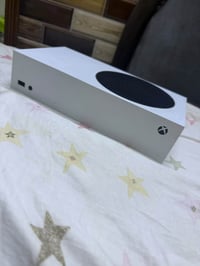 اكس بوكس سيريس اس • ٥١٢ جيجا • جويستك اصلي
