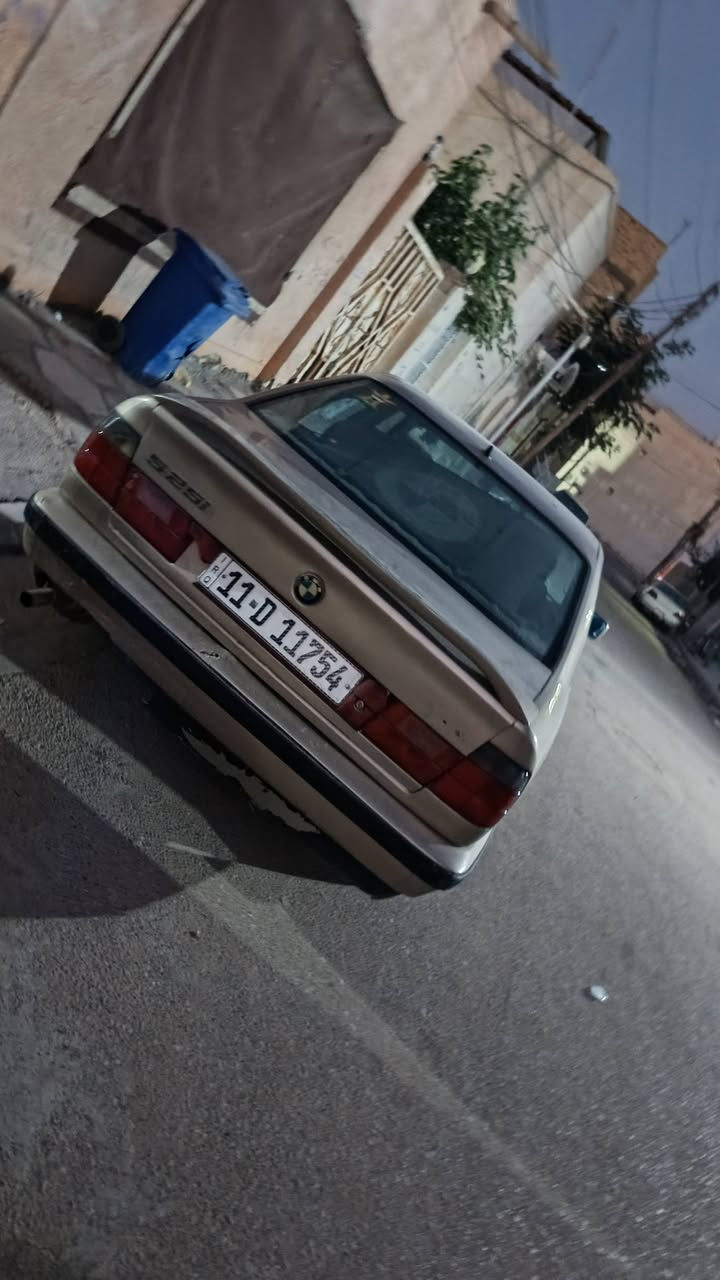 للبيع او مراوس كير مكينه بحاله جيدة موديل 1991 نوع المكينه مفتوح تبريد شغال بعض النواقص بسيطة السعر 40  ناصرية الاسكان الصناعي
***********
