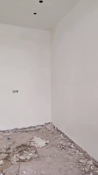 متفرغ • جص • سيراميك