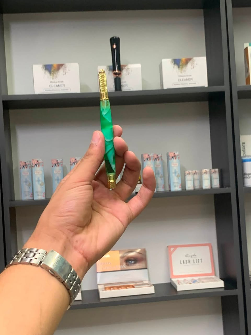 ✨ قلم مايكروبليدنك متوفر هسه عند توباز 🔥

📍 حي أور – مقابل مجمع النمور – عمارة أزياء ميلانو
📞 ***********
🕛 يومياً من 12 صباحاً إلى 12 مساءً
🚚 توصيل لجميع المحافظات العراق
