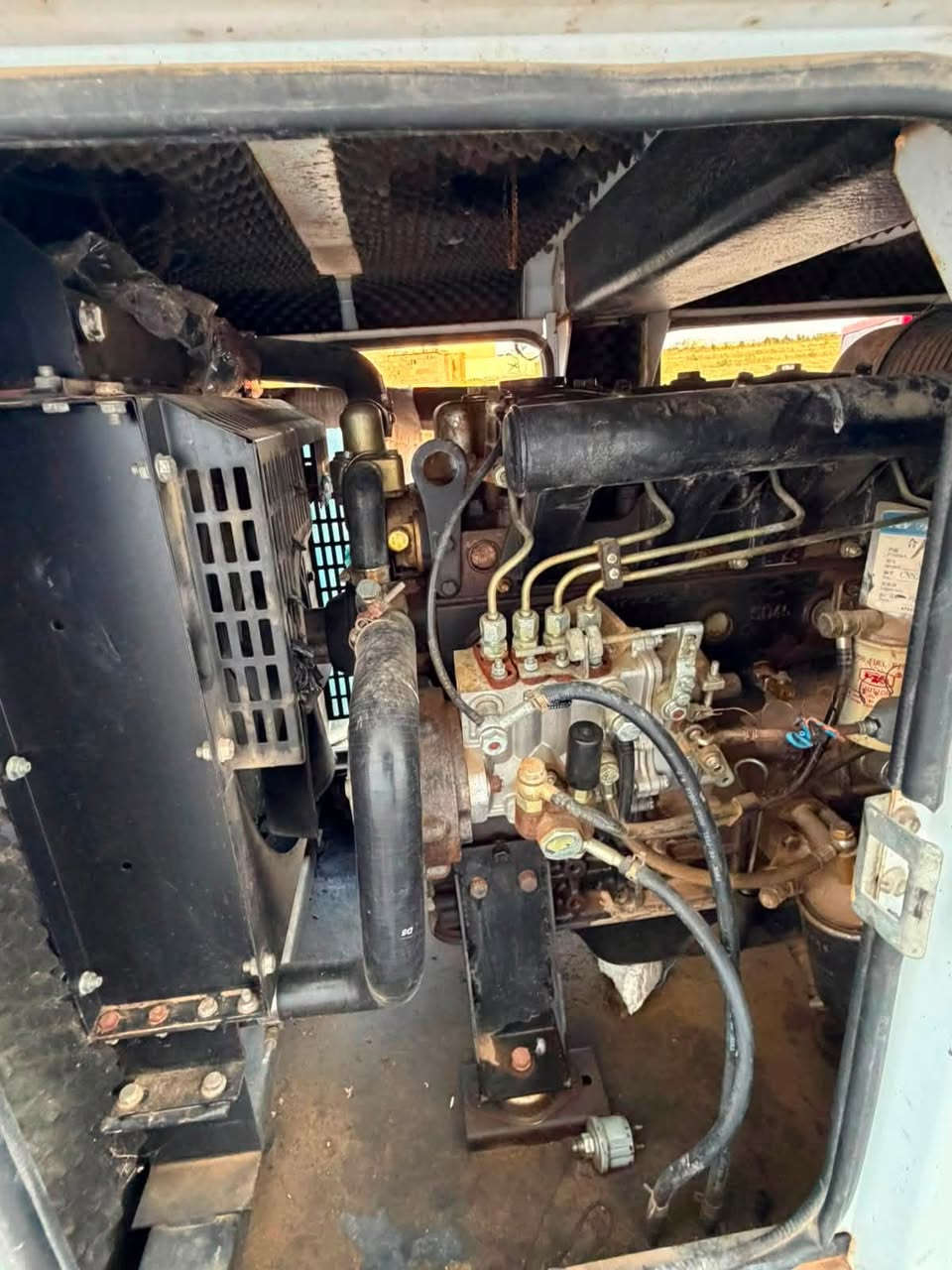 فرصة للبيع 🔥*
مولد بيركنز صيني 33 كيفي
مستخدم شهرين فقط
نظيف شبه جديد، بعده عليه غبرة
المكان: العمارة
السعر مناسب وقابل للتفاوض
اتصال: *************
