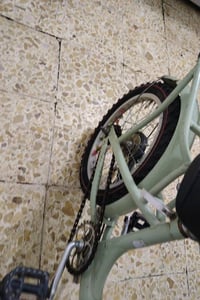 بايسكل نضيف • بدون عارضة • يستحمل ٦٠كغ