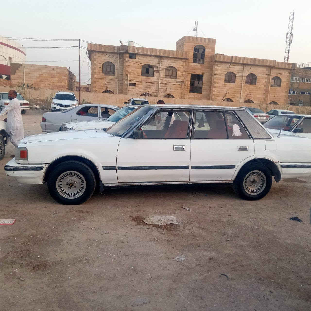 السلام عليكم سوبر للبيع 86 رقم دولي بسمي سنويه لل30 كير ومكينه خير من الله كهربائيات كله شغاله سياره خير من الله ماعوزه شي مكان الناصريه الشطره للستفسار الاتصال عله الرقم ***********
