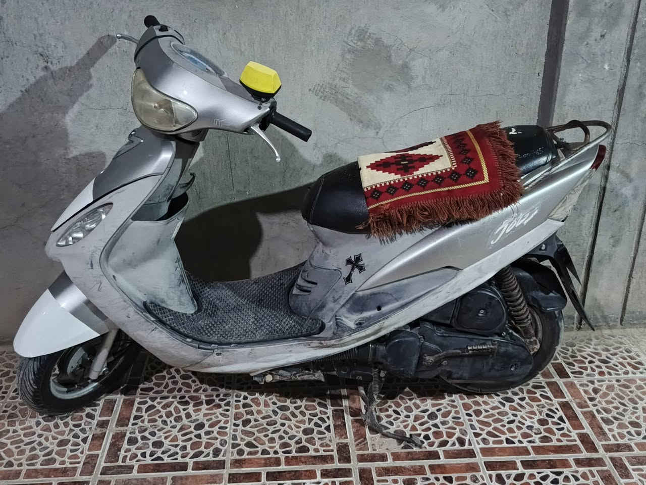 دراجه ماكس منغولي للبيع السعر 650وبيهه مجال لون رصاصي نظافة 💯 مكينه خرسه ما مفتوحه العنوان طويريج قرب الدفاع المدني***********
