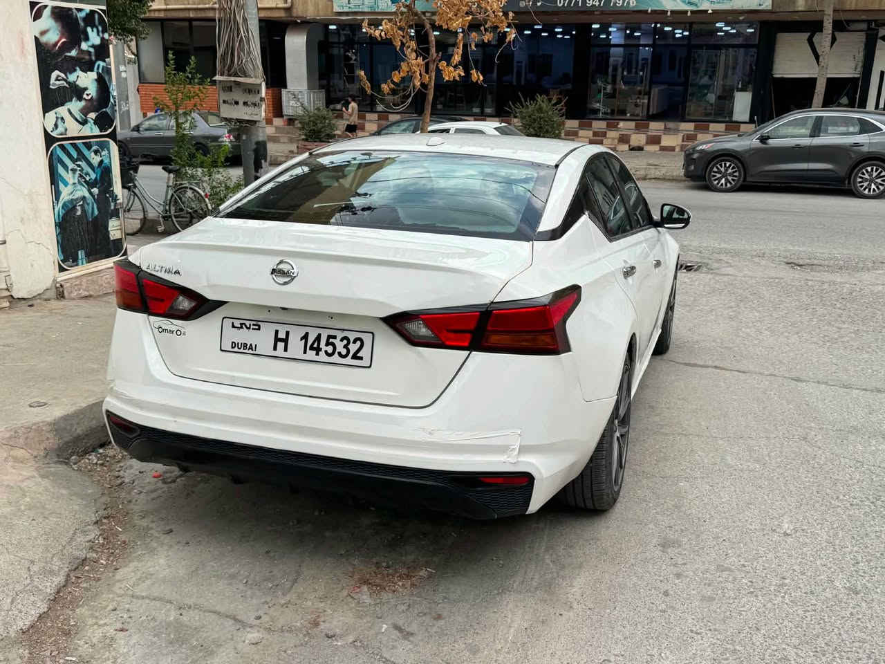 نیسان ئاڵتیما مۆدێل ٢٠٢٠ مواسەفات S 
سەیارەكە بڕاوەی دوبەیە كامل پەمپە لەسەر ساخی
گێڕ و. مەكینە و كۆد بەشەرت تەقەو ڕەقە بەشەرت 
بۆ پرسیار تێل مەكە
نرخ / ٧٢وەرەقە و محامەلە
ژم / ***********
ژم/ ***********whatsapp رانية, السليمانية
