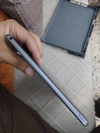 ايباد 9 • 64 • شاشة مبدلة