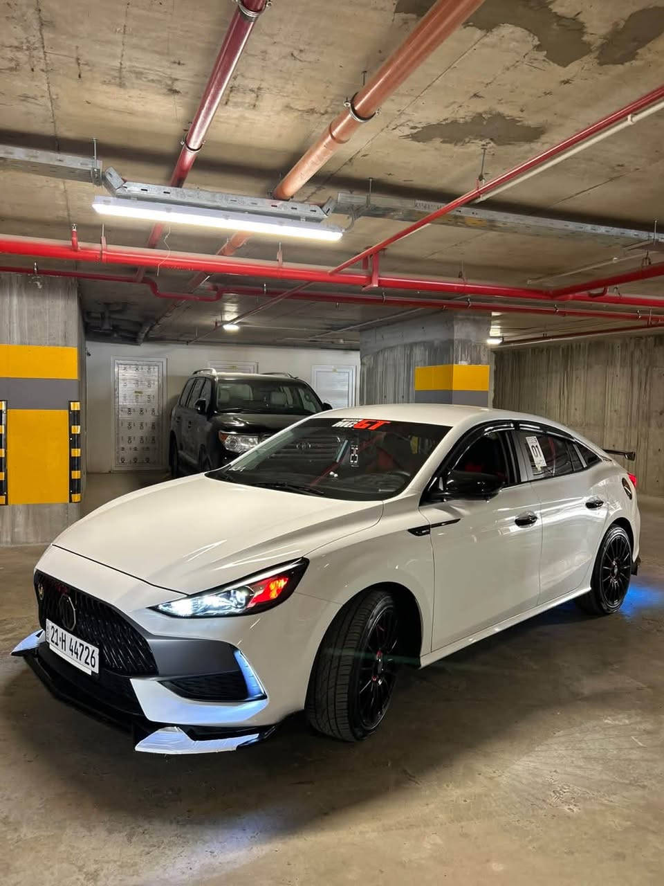 MG GT 2025
نمونه له جوانی فول سپۆرت 
جیتی ٢٠٢٥ گێڕ عادی تەنها ١٧ هەزار کم ڕۆیشتووە کامل سێرڤس کراوە 
زیاتر لە ١٠٠٠$ جوانکاری تیا کراوە
تایەو ویلی OZ - باڵی سپۆرت - دەبڵ ساڵۆنساو دفیوزەر -لحیەی پێشەوە - بلاجکتۆر - لیدی ناوعەتەر - لید ژێر دەعامی دواوە - کامل ناوی کراوە بە سور و گاعی سەردۆسە و لید - یەدەی ڕەش و ئاوێنە باتمان و شەمسی سەرجام ... 
نرخ: ١٠٥$ و معامەلەیەکی کەم 
دەعامی بۆ دەعامی بەشەرت بۆیاخ تەنکە 
٢ پەڵە کارتی بچوکی هەیە بە دۆسەکانی 
ساردی نیە شوختی نیە 
سلێمانی ناوشار ***********
