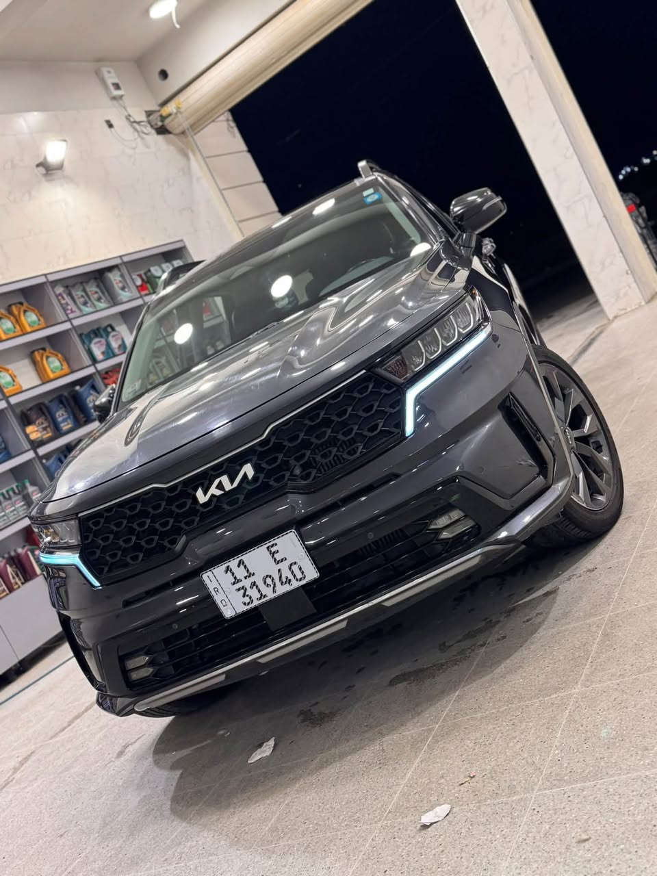 للبيع كيا سورنتو وارد امريكي X line لون نفطي موديل 22 VIP فول مواصفات ماشيه 60 الف ميل محرك 2500 تيربو حادثه قبق جنطه فقط بدون ايرباك وبيه بارد كد شبر صور الحادث ورقم الشاصي مرفق بالمنشور
السعر 221 وبيه مجال 
مكاني بغداد 
***********
