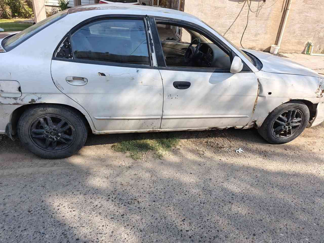 سلام عليكم
نوبره ٢٠٠٠

سياره شغاله

تريد تعمرهه تريد يصقطهه

سياره بسمنه

تحويل ثاني يوم السعر ١٥ ورقه قفل

***********
