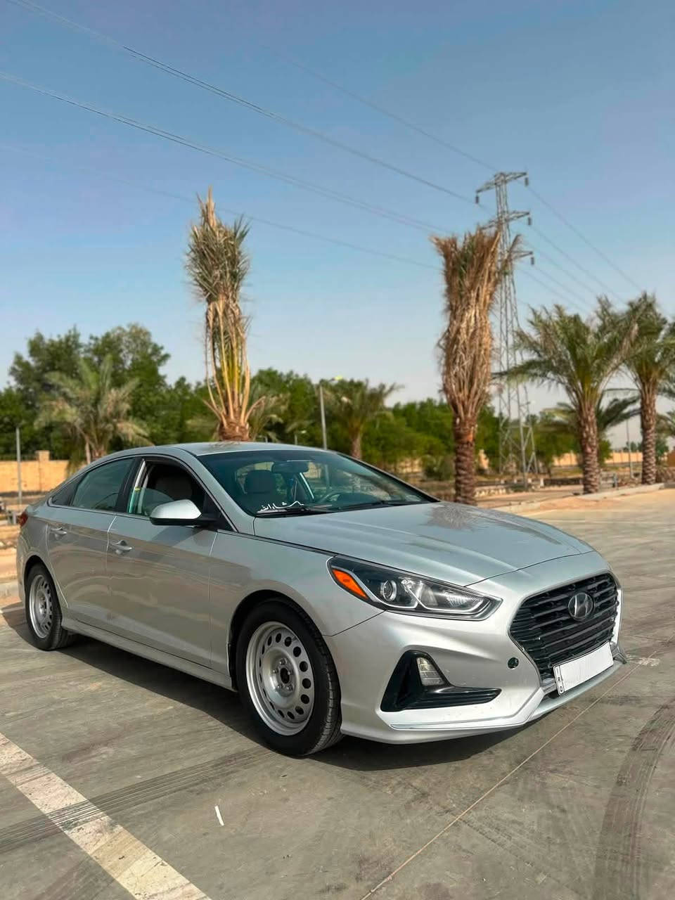 سلام عليكم
سوناتا 2019
محرك٢٤٠٠
رقم نجف بأسمي
السياره بيها 3 قطع الجنطه والجاملغات الورا واحد بارد والثاني مبدل كصه 
البجم كبس برغي ما مفتوح بيه 
تبريد ثلج
مكان السياره النجف

‭***********‬
