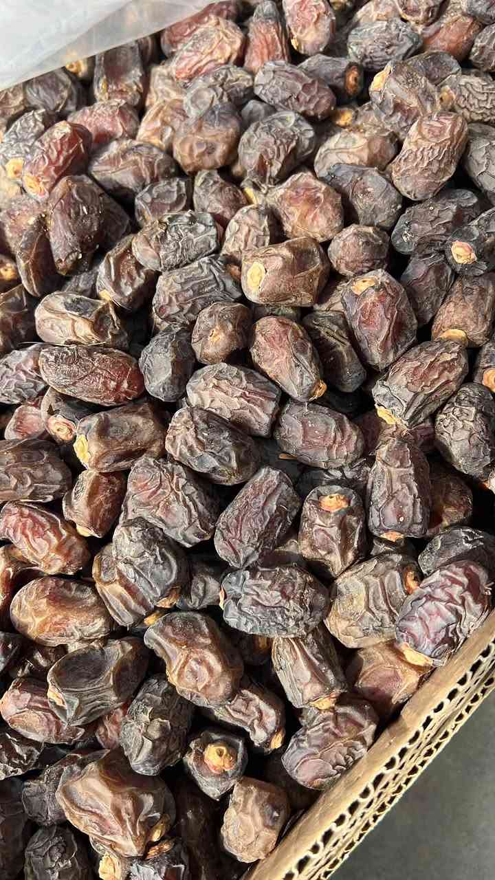 تمر بريم • درجة أولى • طنين تقريباً