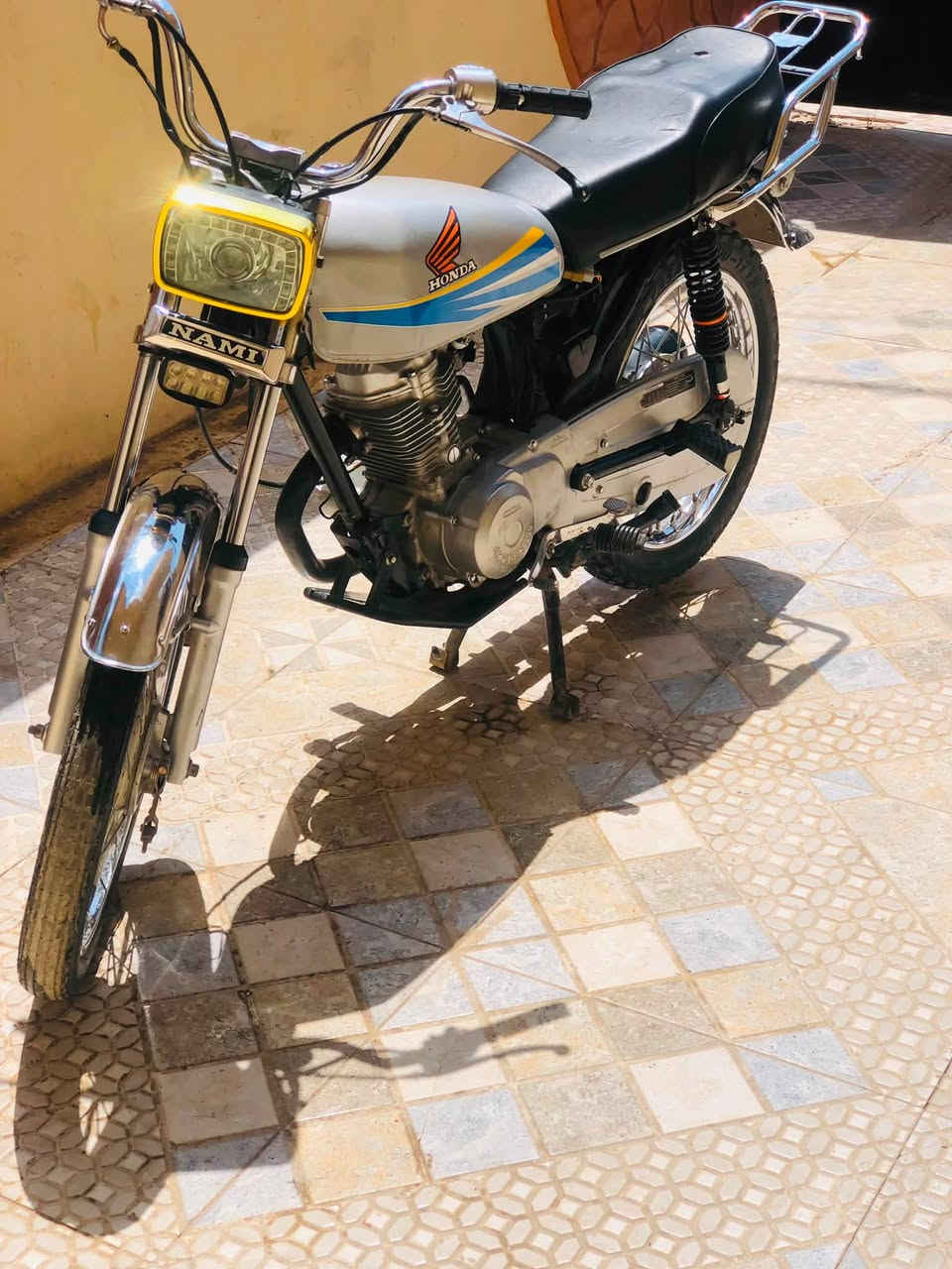 مطور البيع المطور كامل ميعوزو ربع غراض كوله جديه اشتريته المطور كامل  السعر 350 وبي مجال مال جيتك  شغل ومش مكاني ايسر حي الحدباء لاستفسار عل الرقم ***********
