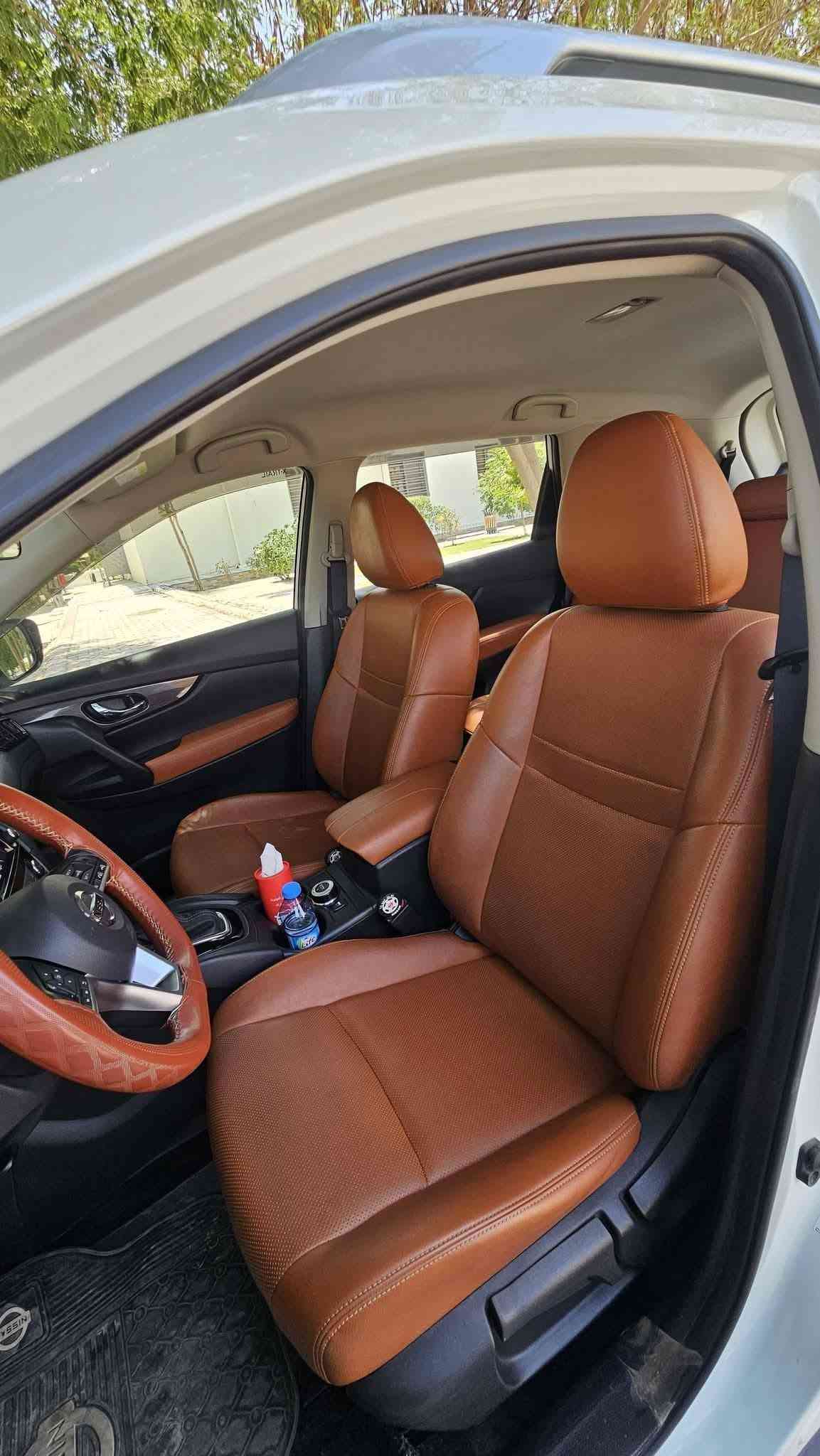 205$ بيع سريع
2021 NISSAN X-Trail Sv1
دبل اكسل 
7 راكب 
بصمه 
شاشة كبيره
4 كاميرات 360°
داخل جلد مشمشي (قيسي)
نظام نزول منحدرات 
تبريد للكلاصات 
دواسات جانبيه شركة
انارة ضباب امامي وخلفي
بدون حادث بدون صبغ 
ستيرن رياضي D فول تحكمات
رقم اربيل مميز بأسمي تحويل مباشر 

ماشية 58 الف كيلو 
***********

