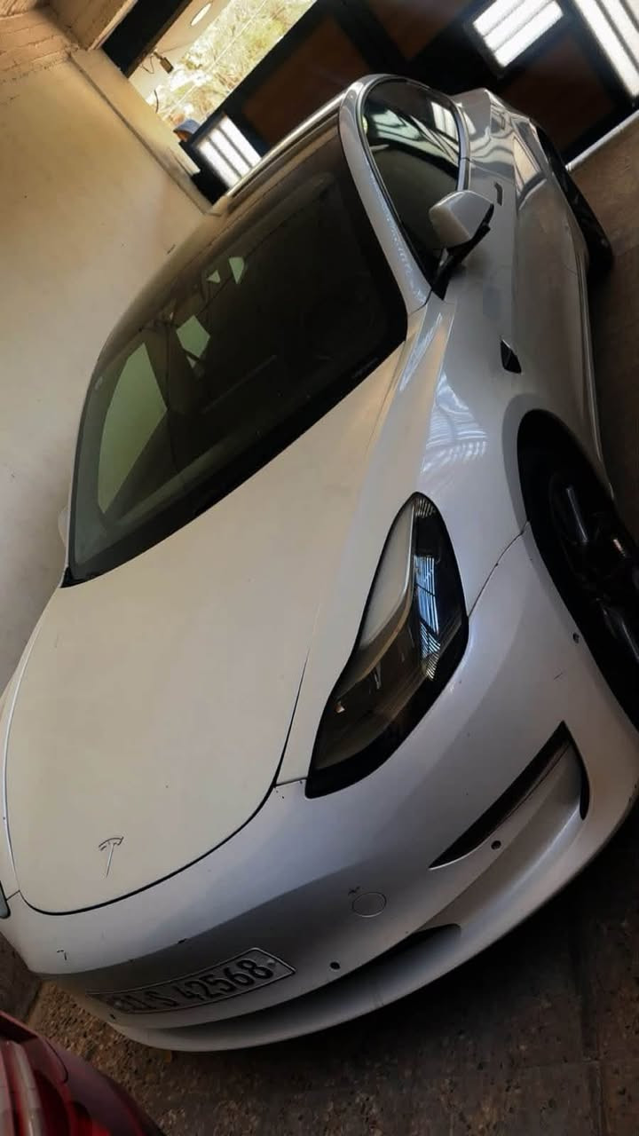 تسلا مودل 3للبيع او مراوس

تسلا موديل 3 تك ماطور  موديل 2023 

اون لاين  ✅محدثه اخر تحديث ماشيه 40الف كيلو

حادثه فقط بنيد 

باقي كفاله عامه

💸السعر 160 ورقه  وبيه مجال بسيط 

بطاريه مكفولة 100‎%‎

📍مكان السياره حي القاهره 

فول اكسسرارات الاضافات 👍🏻

دركة يوك

ارضيات رزلاين

ادبتر شحن

ادبتر سماعات تشغيل تويترات

كبات بلاديه مال تايرات

كفر بلاجكتور

كفر كامرات 

دوسات ابواب كاربون فايبر

واقيات مال تايرات مال طين 

شعارات تسله عله درع اسود 

مكانات تخزين مال فرس والتجوه

مصد مطر تحت البنيد

***********
