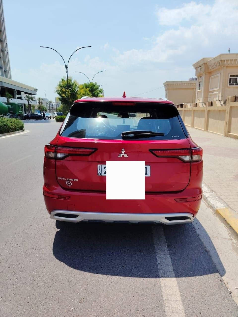 1_ سقف بانوراما
2_ رادار
3_ كاميرا 360
4_ حساس امامي خلفي 
5_ وقف اضطراري امامي خلفي
6_ كشنات جلد ٧ راكب
8_ الكشنات الامامية كهرباء تدفئة+مساج
9_كشنات خزن وضعيتين
10_ صندوق كهرباء قتح و غلق تلقائي 
١١_داتا شو 
12_ شحن وايرليس
13_ بردات بلادي
14_ محرك ٢٥٠٠؛ ٤ سلندر تنفس طبيعي 
للاستفسار الاتصال ***********
السيارة خالية من الصبغ ؤ الضربات
السيارة مواصفات خليجي أربيل, العراق
