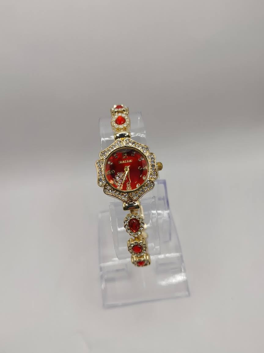 📸 نسخة فيسبوك/انستغرام:
⌚ تشكيلة ساعات نسائية أنيقة وصلت حديثاً! ⌚
مجموعة رائعة من الساعات العصرية بتصاميم مميزة:
💎 أشكال زهرية فخمة مرصعة بالكرستال
🌟 ألوان متنوعة: ذهبي، فضي، أحمر، أزرق، وردي، أخضر، بنفسجي وأكثر
✨ سوارات مطعمة بالأحجار الملونة
👑 تصاميم كلاسيكية وأخرى بحزام جلدي أنيق
💰 السعر: 5000 دينار لجميع الساعات
📩 للحجز المباشر: راسلونا على الصفحة أو واتساب
📱 ***********
🚚 التوصيل سريع وآمن لكافة المحافظات
📍 أو زوروا متجرنا وجربوه بأنفسكم:
أوركيد بيوتي - شارع الكماليات، مجمع النوري، داخل القيصرية (قرب بيت عدنان)
#ساعات_نسائية #أزياء #اكسسوارات #موضة #ساعات_انيقة #أوركيد_بيوتي #تسوق_العراق #هدايا #ستايل
