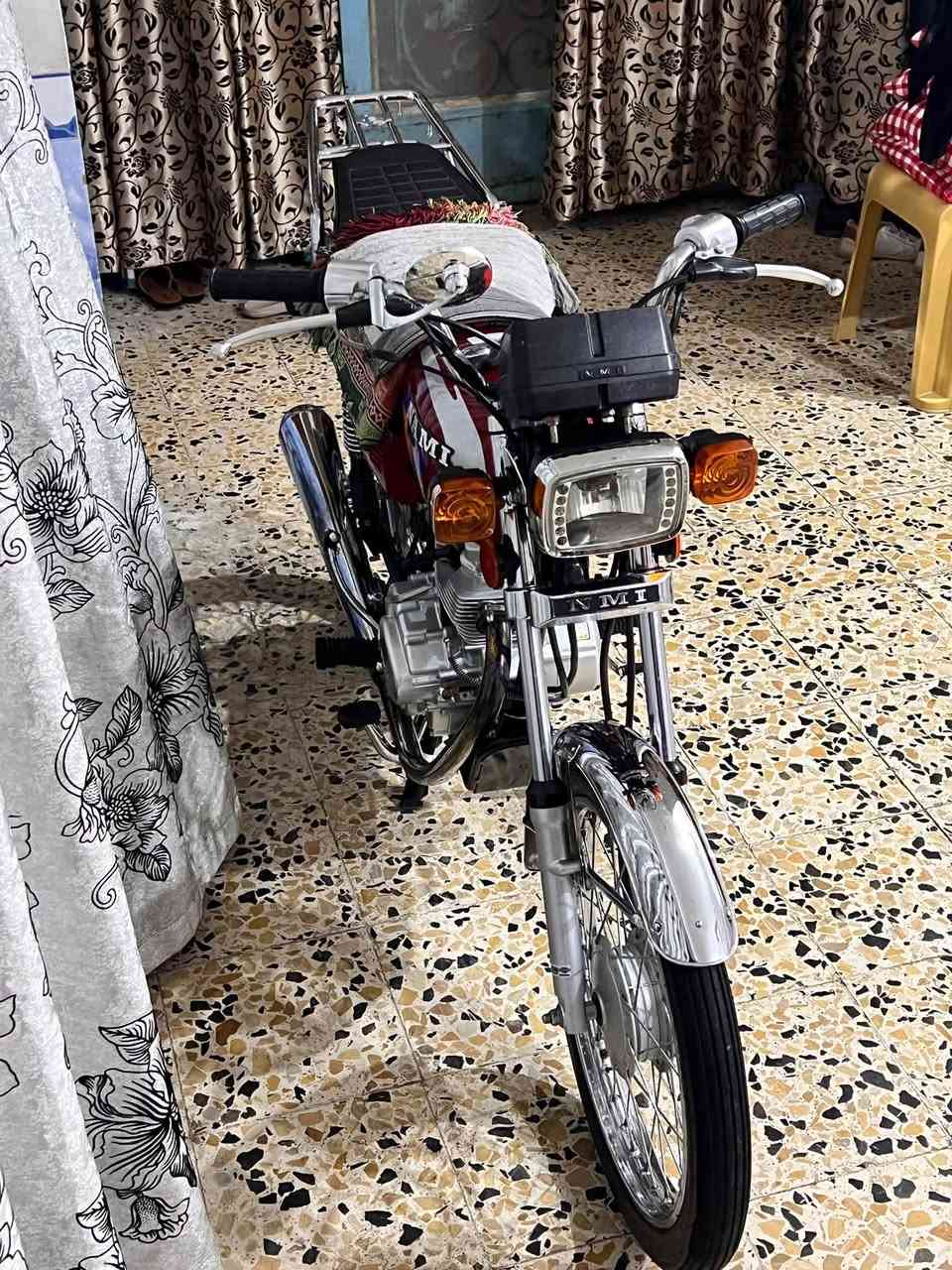 السلام عليكم شباب دراجه نامه شلامجه مديل 23الدراجه رقم بل سنويه ابيض بيض مكفوله من كلشي الدراجه مال جناي مكاني رميثه الشراي يتصل ***********

