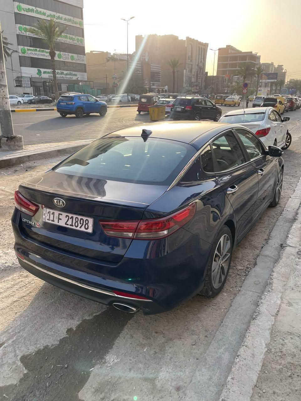 🚘 للبيع | Kia Optima 2018

✨ نظيفة جداً | جاهزة للاستخدام | لا تحتاج أي مصروف

🔹 الموديل: 2018
🔹 الوارد: أمريكي
🔹 اللون: كحلي ملكي
🔹 المحرك: 2.4L (4 سلندر)
🔹 ناقل الحركة: أوتوماتيك

المواصفات والمميزات:
✅ شاشة لمس
✅ كاميرا خلفية
✅ حساسات أمامية وخلفية
✅ مثبت سرعة
✅ مقاعد جلد
✅ كرسي السائق كهربائي
✅ إنارة LED
✅ جنوط رياضية
✅ بلوتوث / USB / AUX
✅ مكيف ثلج
✅ محرك وجير بحالة ممتازة
✅ سيارة مريحة وثابتة على الطريق

🛠️ تم تصليح الضرر الأمريكي باحتراف، والسيارة بحالة ممتازة، والفحص متاح بأي مركز يختاره المشتري.

📍 الموقع: بغداد

💰 السعر: 124 قابل للتفاوض بعد المعاينة للجادين فقط.

📞 للاستفسار والمعاينة التواصل على الخاص أو الاتصال.
***********
🌹 الله يبارك لصاحب النصيب
