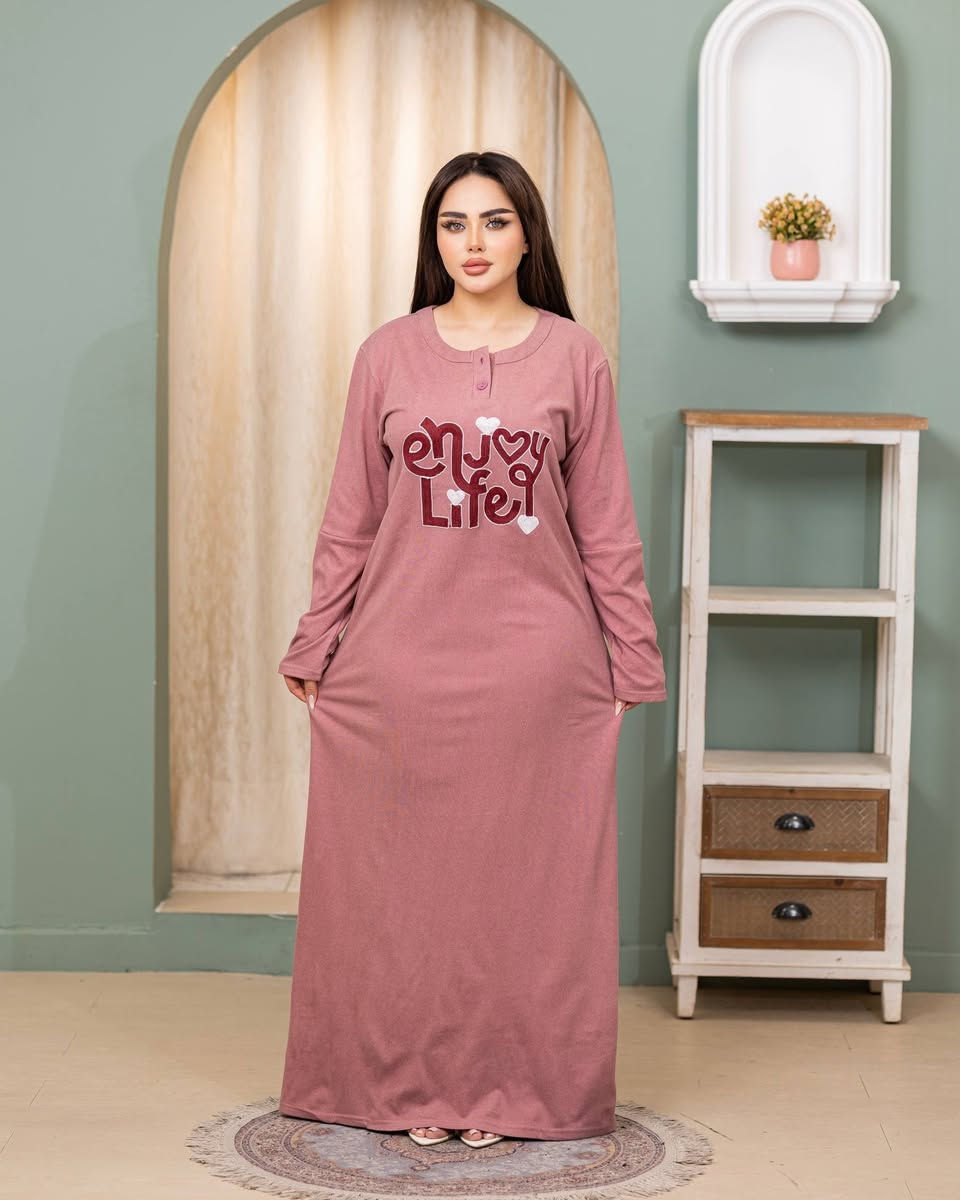 🔴جملة _جملة🔴
دشداشة رياضي خامه قطن درجه اولى 
القياسL. /XL. /2XL. 
للحجر والاستفسار مراسله الصفحه 
واتساب *********** 
عنوان بغداد، الشورجة 🏙️

